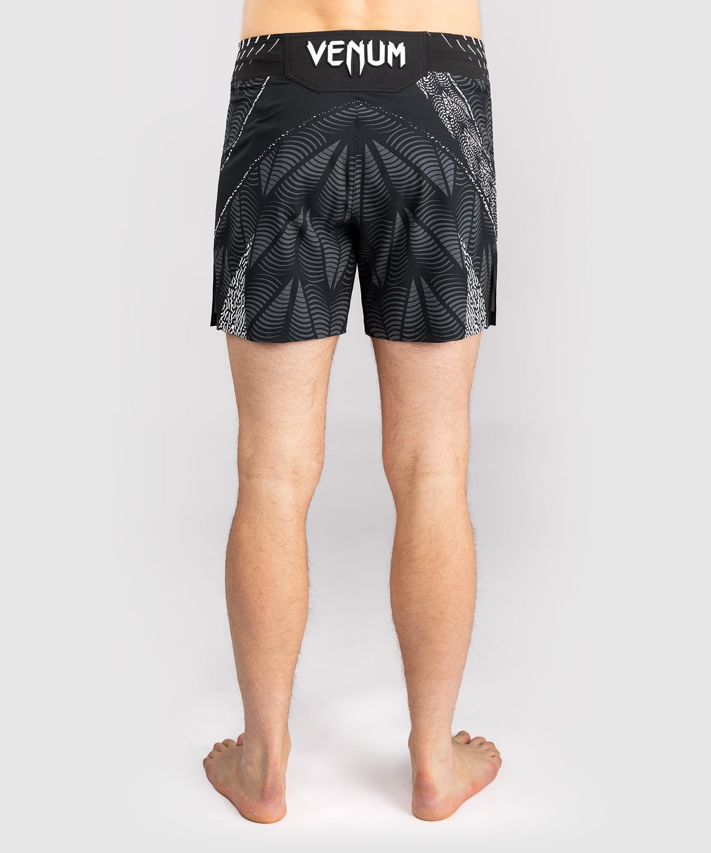 UFC Zenith by Venum Authentic Fight Night Kurze Passform Fight Short Herren - Schwarz