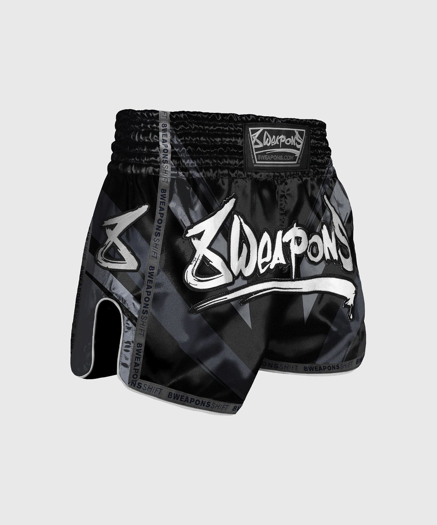 8 Weapons Shift Muay Thai Shorts - Schwarz