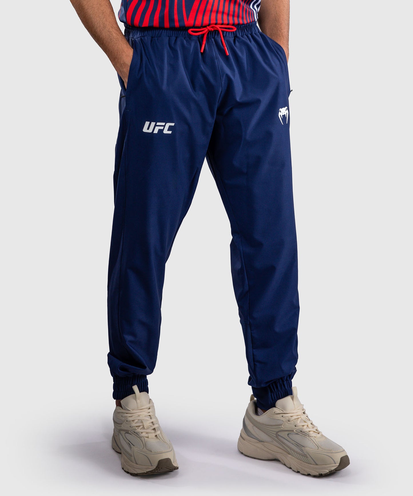 Official UFC Freedom 250 by Venum Authentic Fight Night Walkout Hose für Herren - Blau