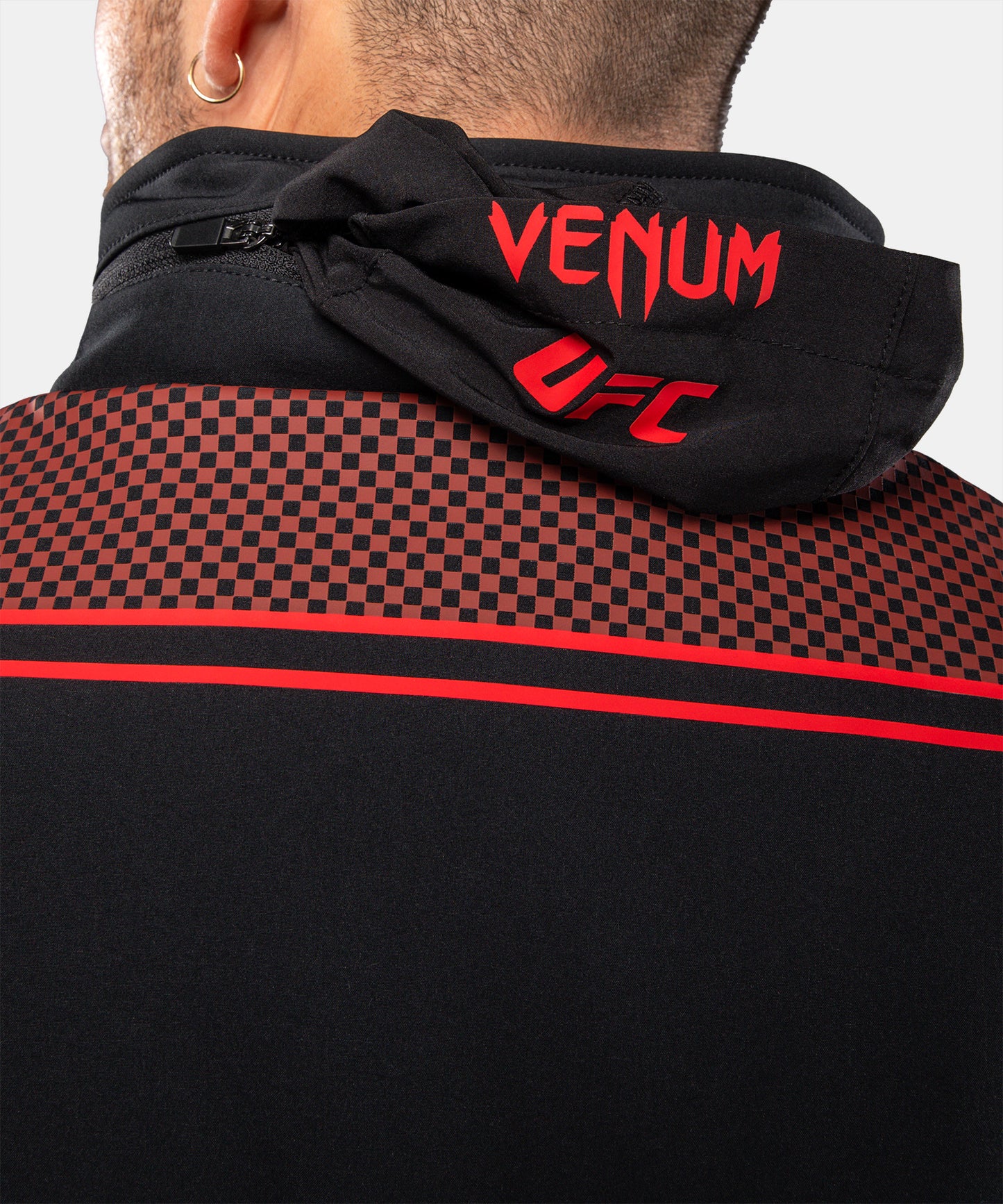 Venum UFC Unity by Venum Authentic Fight Week Herren-Kapuzenjacke mit Reißverschluss - Schwarz