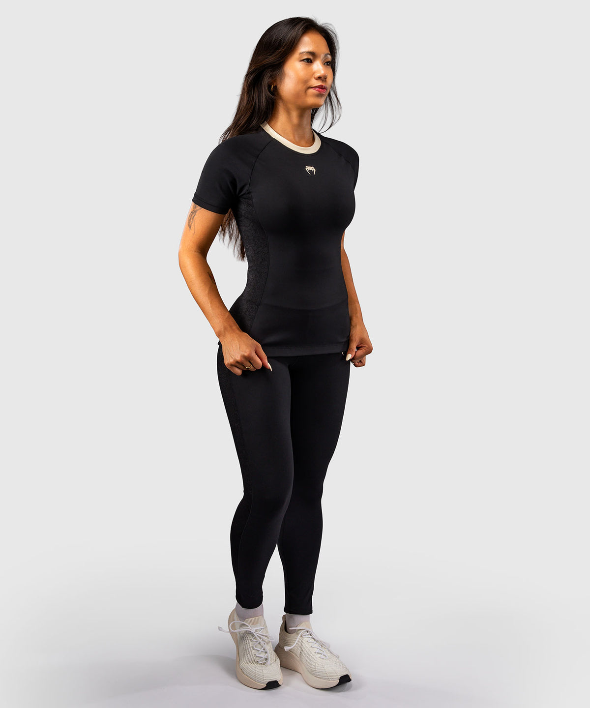 Venum Viper Rashguard de manga corta para mujer - Negro