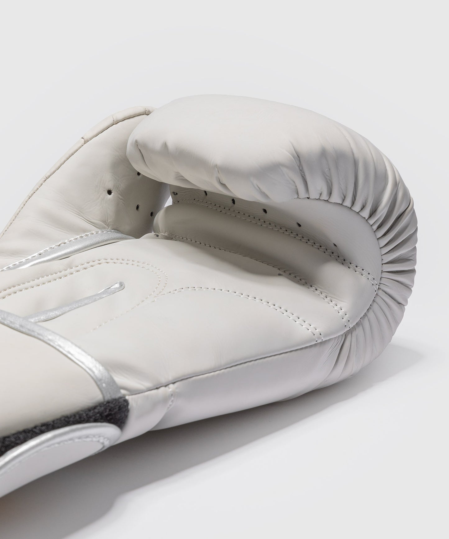Venum Contender 1.5 Boxing Gloves - Ivory/ Gold