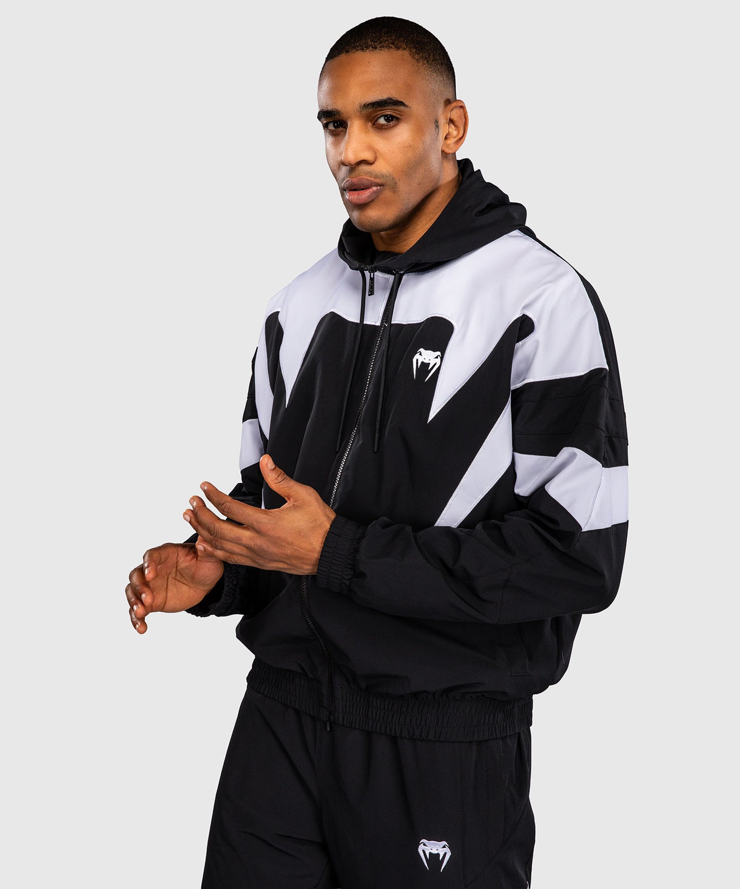 Venum Attack 90 Trainingsjacke – Weiß/Schwarz