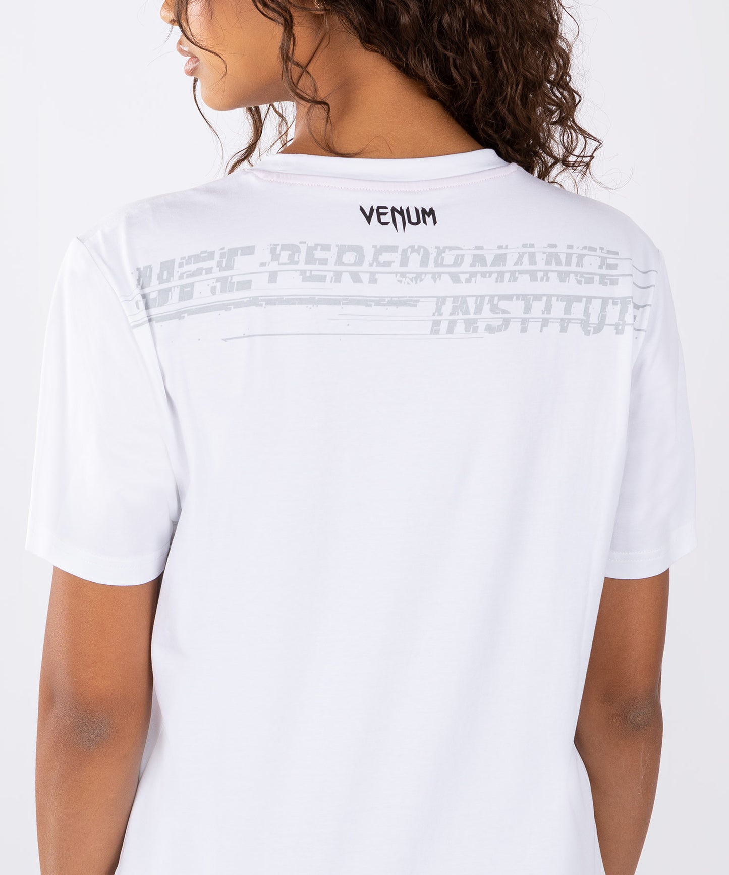 T-Shirt Femme UFC Performance Institute 2.0 - Blanc