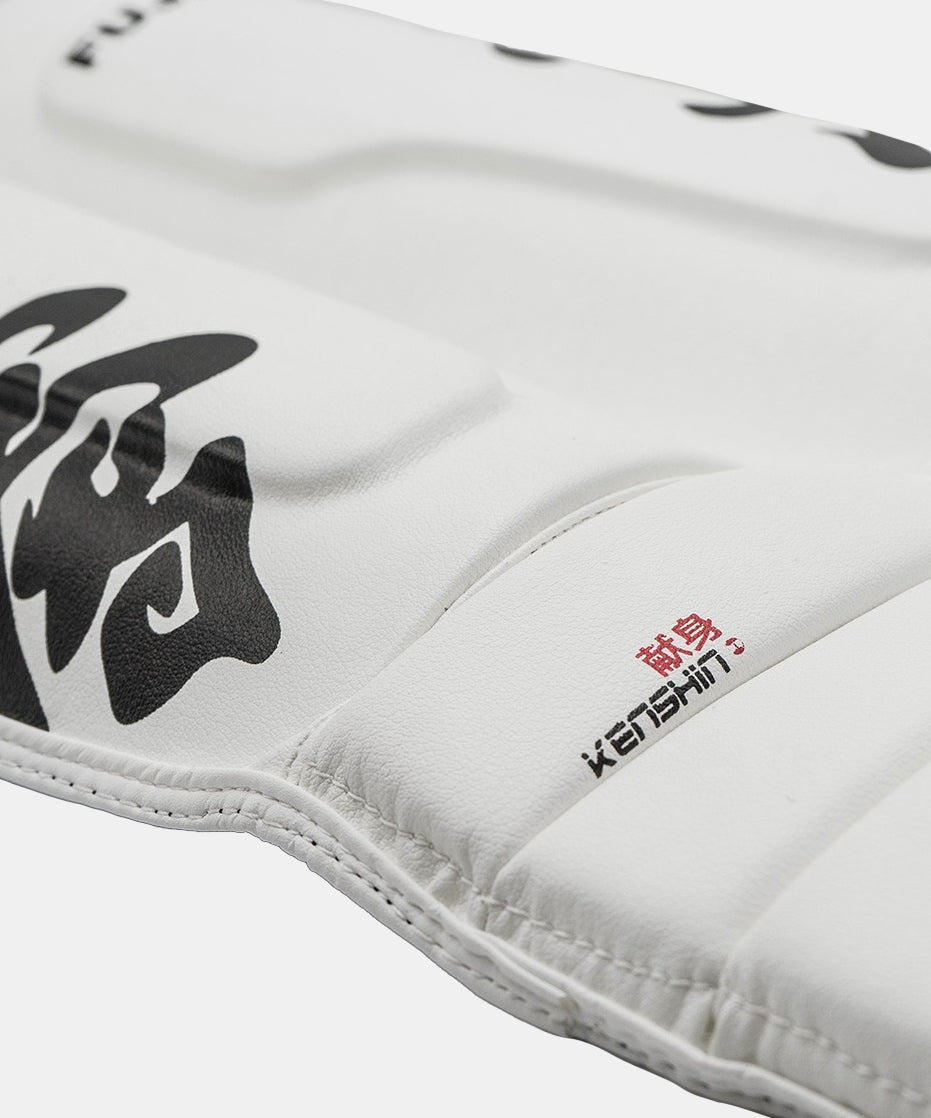 Fujimae Kyokushin Parastinchi e Parapiedi - Bianco
