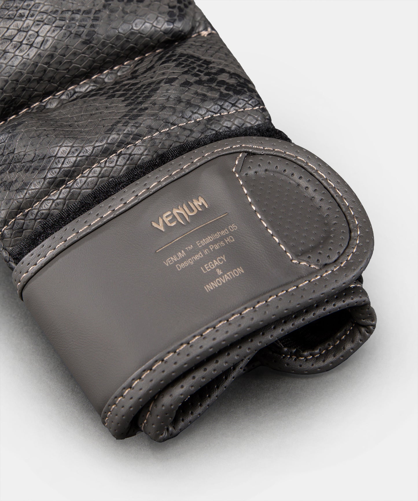 Venum Midnight Fury Guantes de Sparring MMA - Negro/Gris/Plata