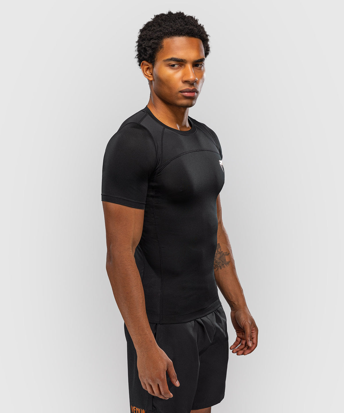 Venum G-Fit Revolution Kurzarm-Rashguard - Schwarz/Kupfer