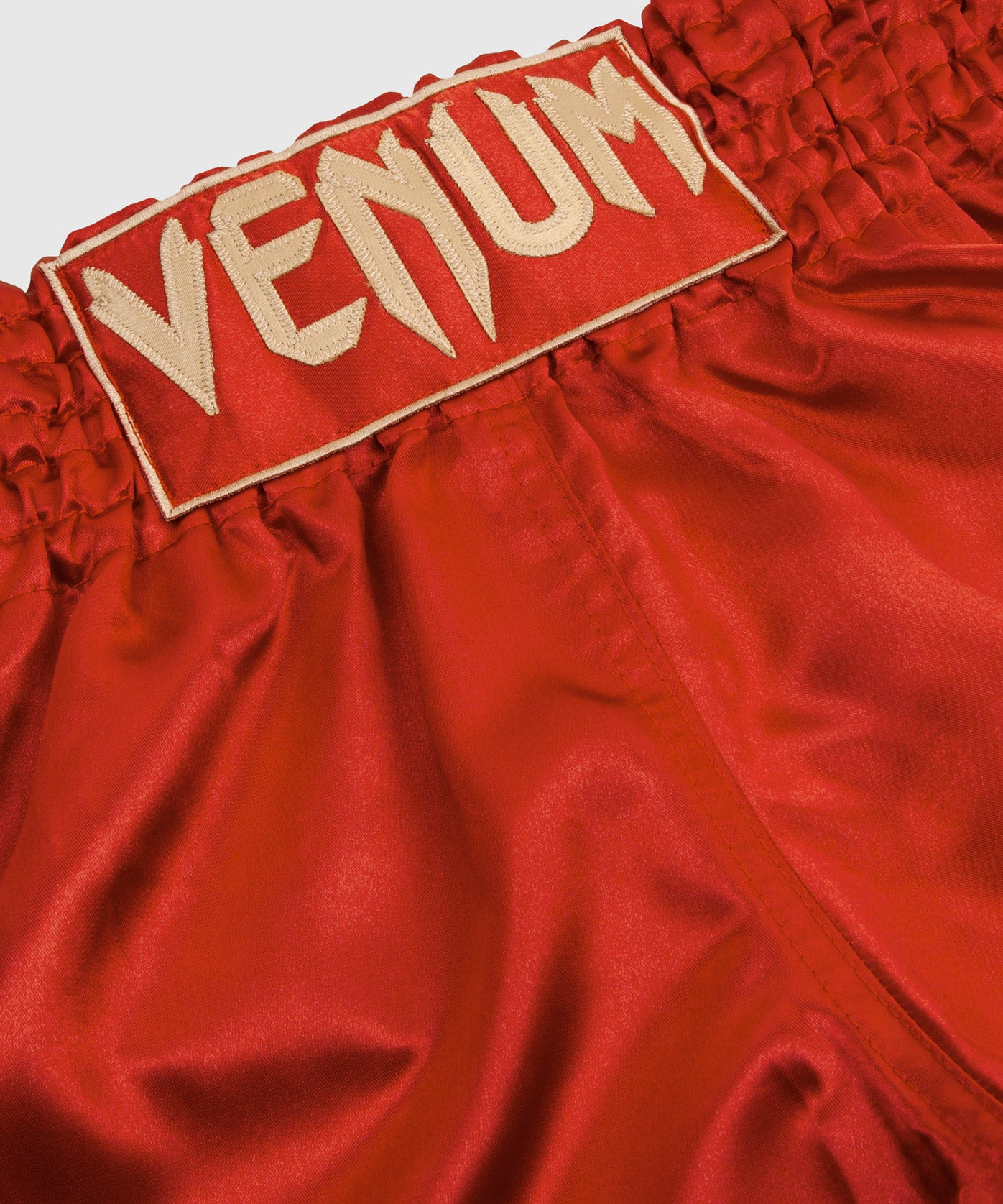 Short de Muay Thai Bordeaux/Or Venum Classic