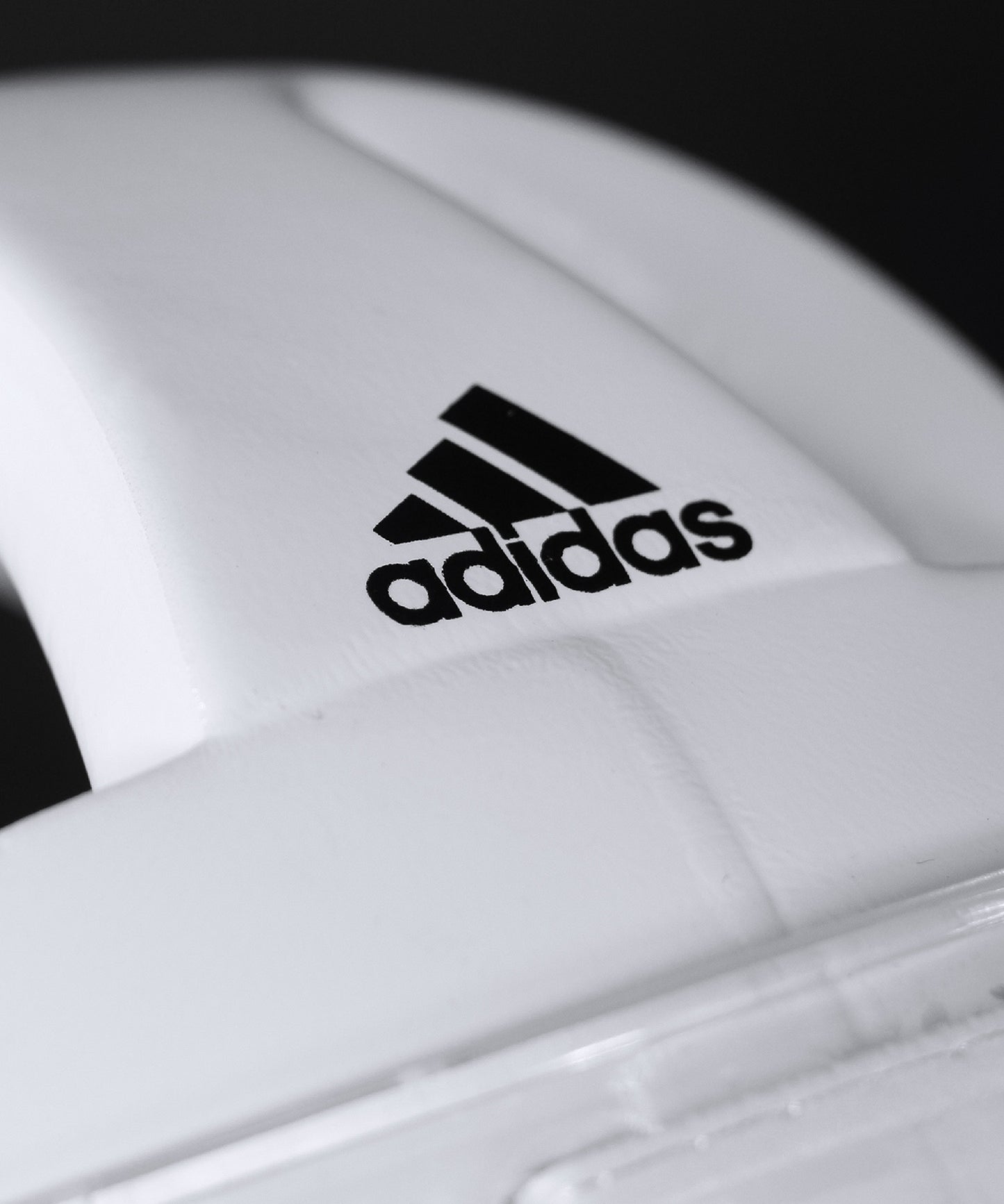 Adidas Casco de Taekwondo con Visera - Blanco