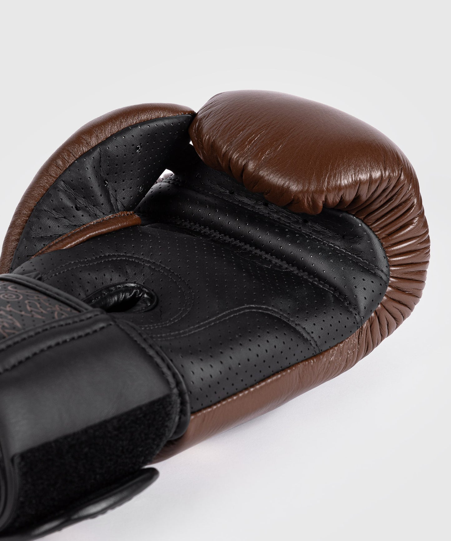 Venum Power 2.0 Boxing Gloves - Chocolate Brown