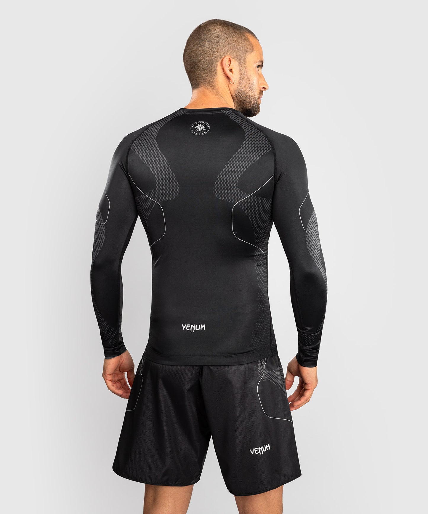 Venum Nexus Langarm Rashguard – Schwarz/Silber