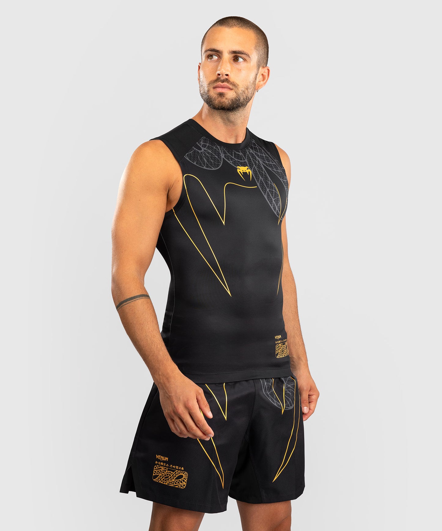 Venum Serpenti Sleeveless Rashguard - Black/Silver/Gold