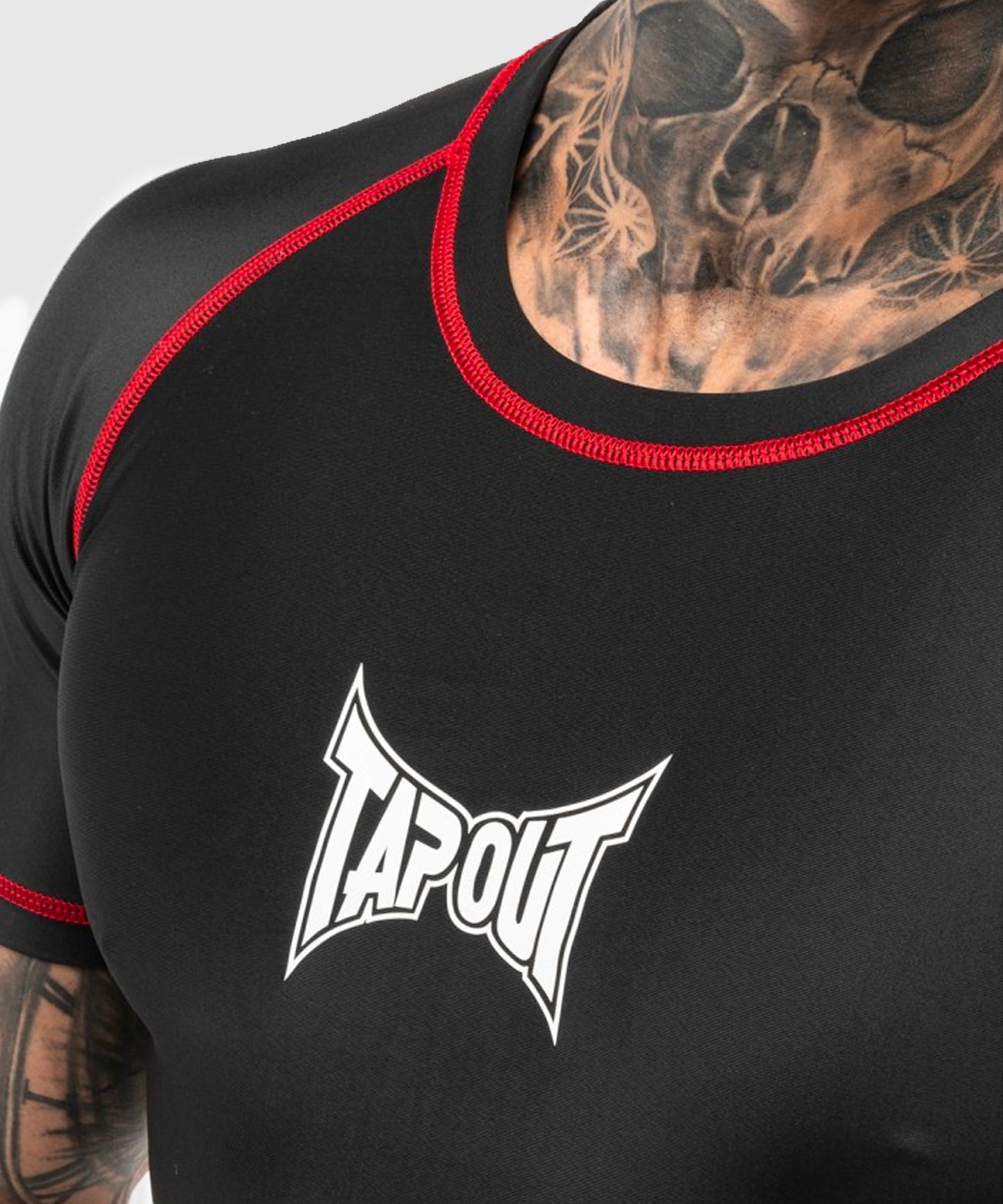 Tapout Functional Rashguard de Manga Corta Slim Fit