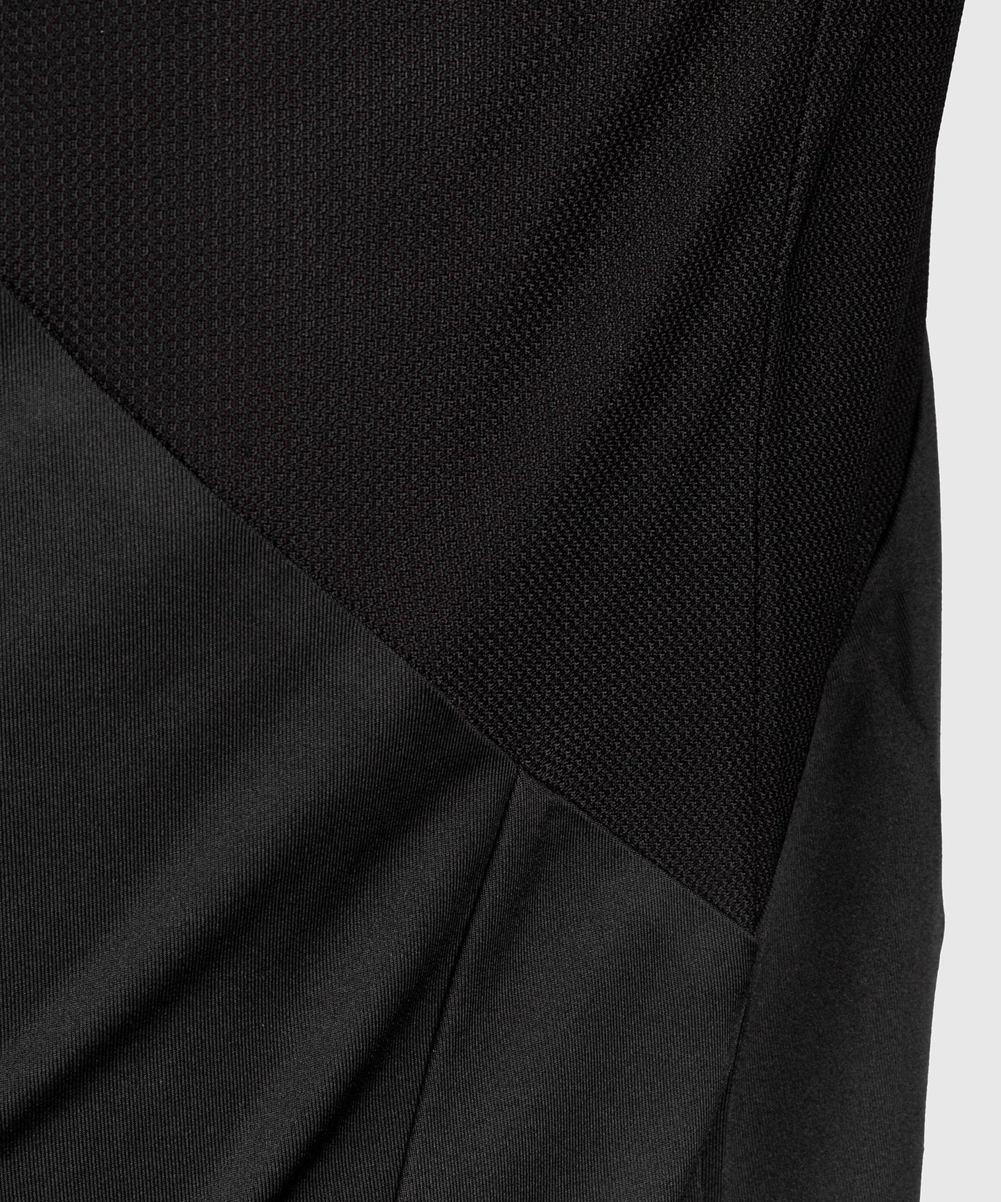 Dry Tech Venum Petrosyan T-shirt - Black/Gold