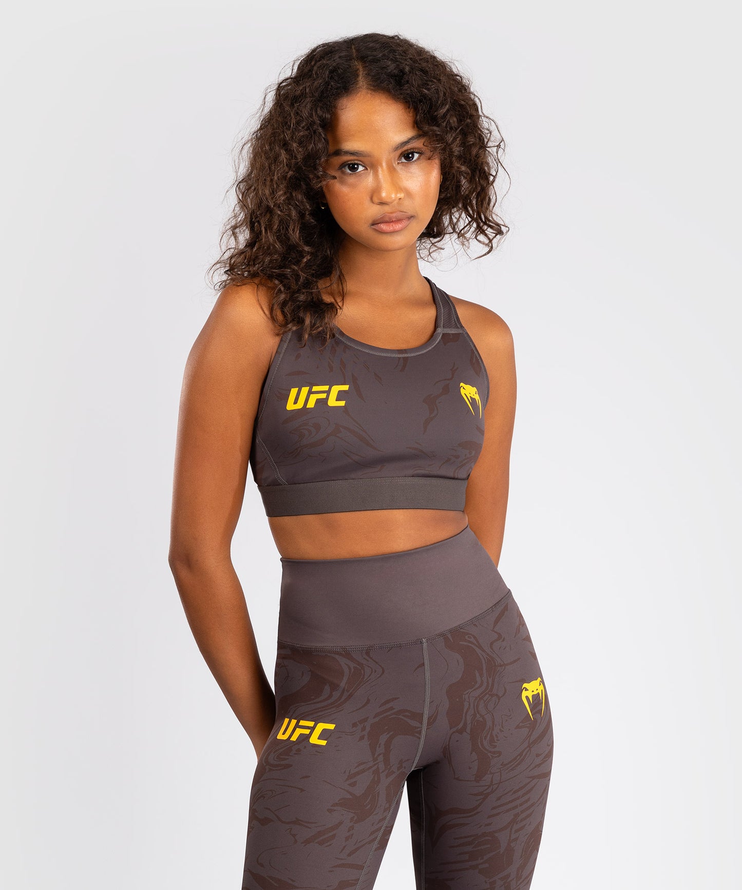 UFC Fusion by Venum Fight Week Sujetador Deportivo para Mujer - Marrón tierra
