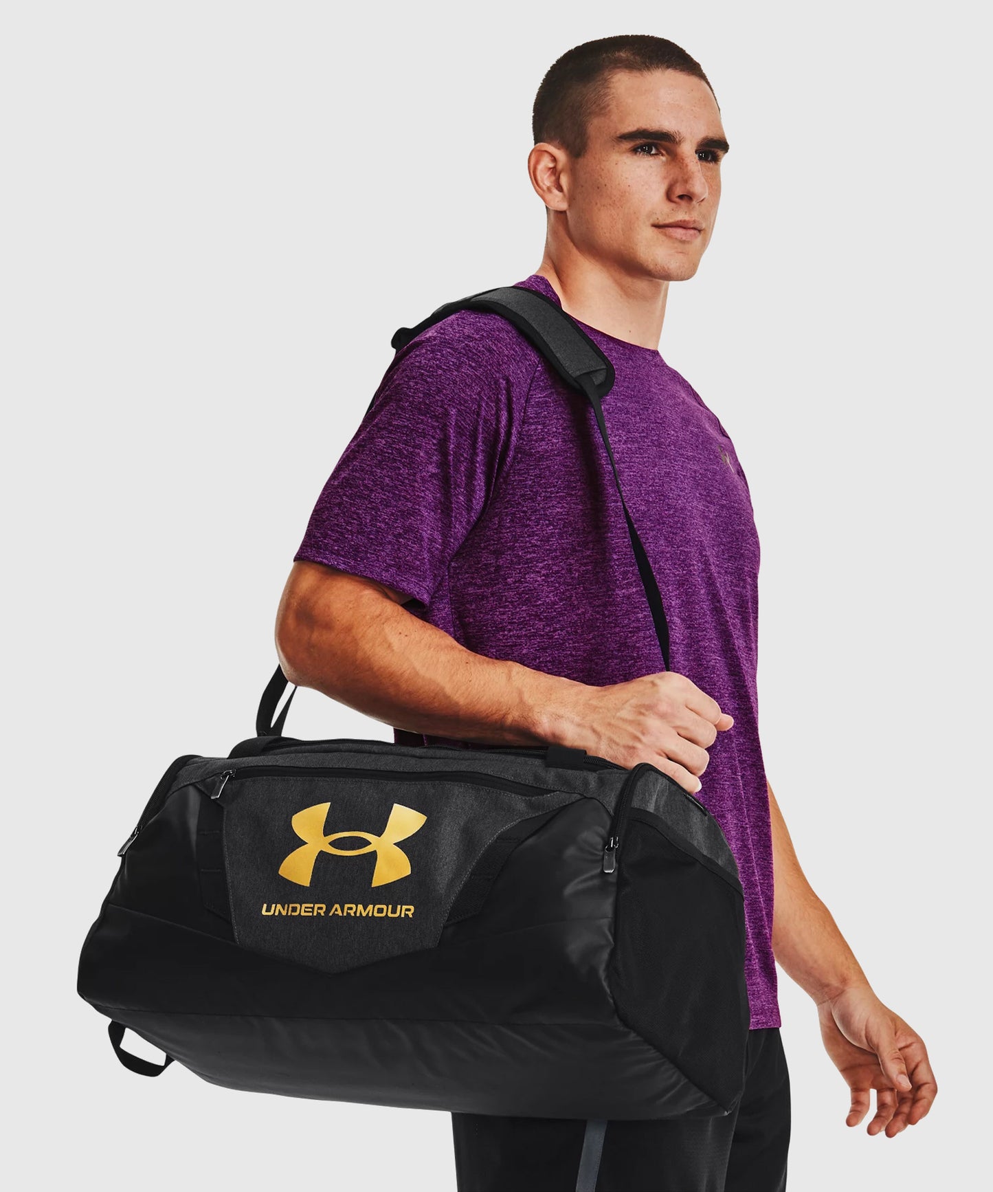 Under Armour UA Undeniable 5.0 Bolsa de Deporte – Negro/Dorado