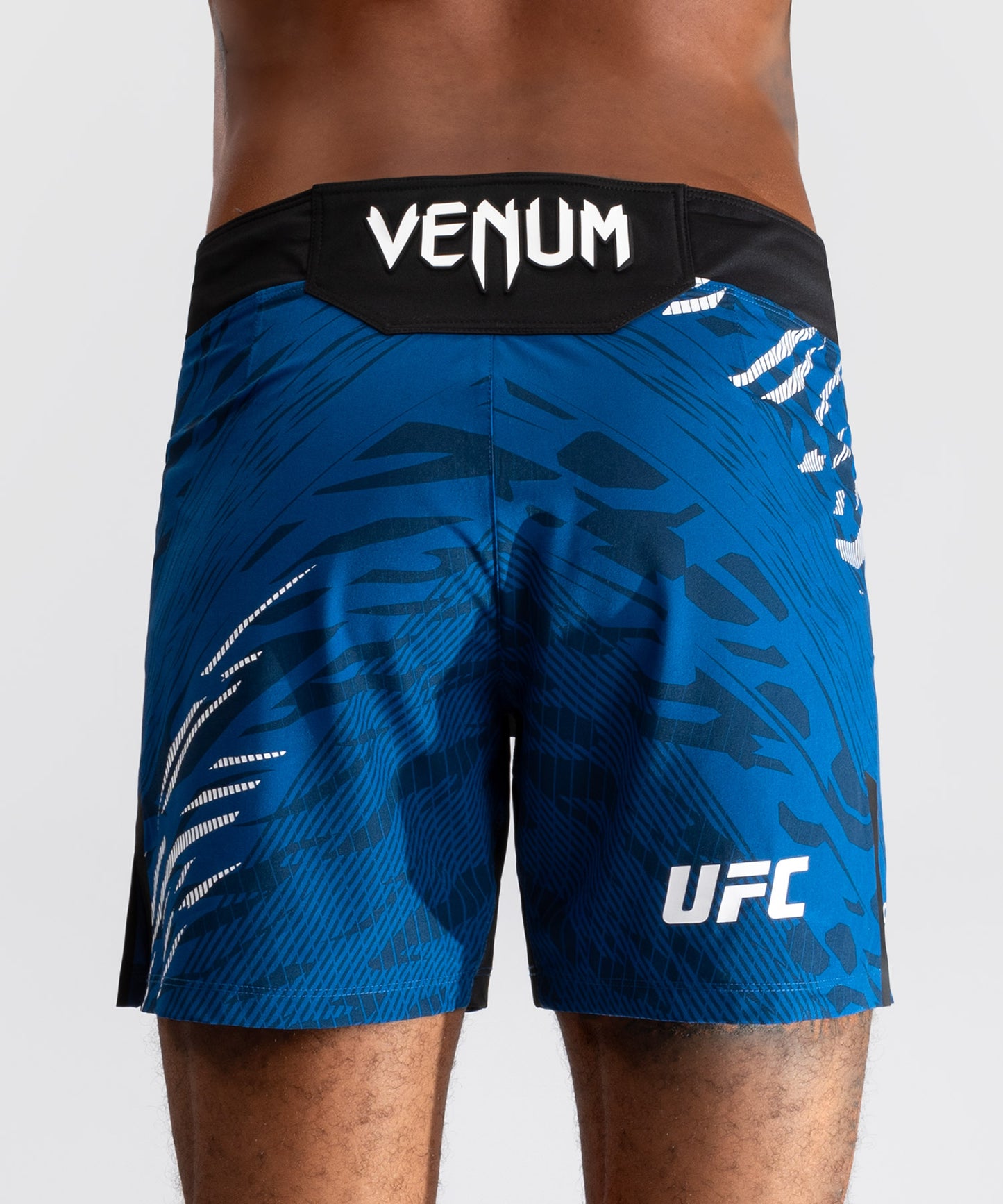 Shorts de Combat pour Hommes UFC Fusion by Venum Authentic Fight Night - Coupe Courte - Bleu