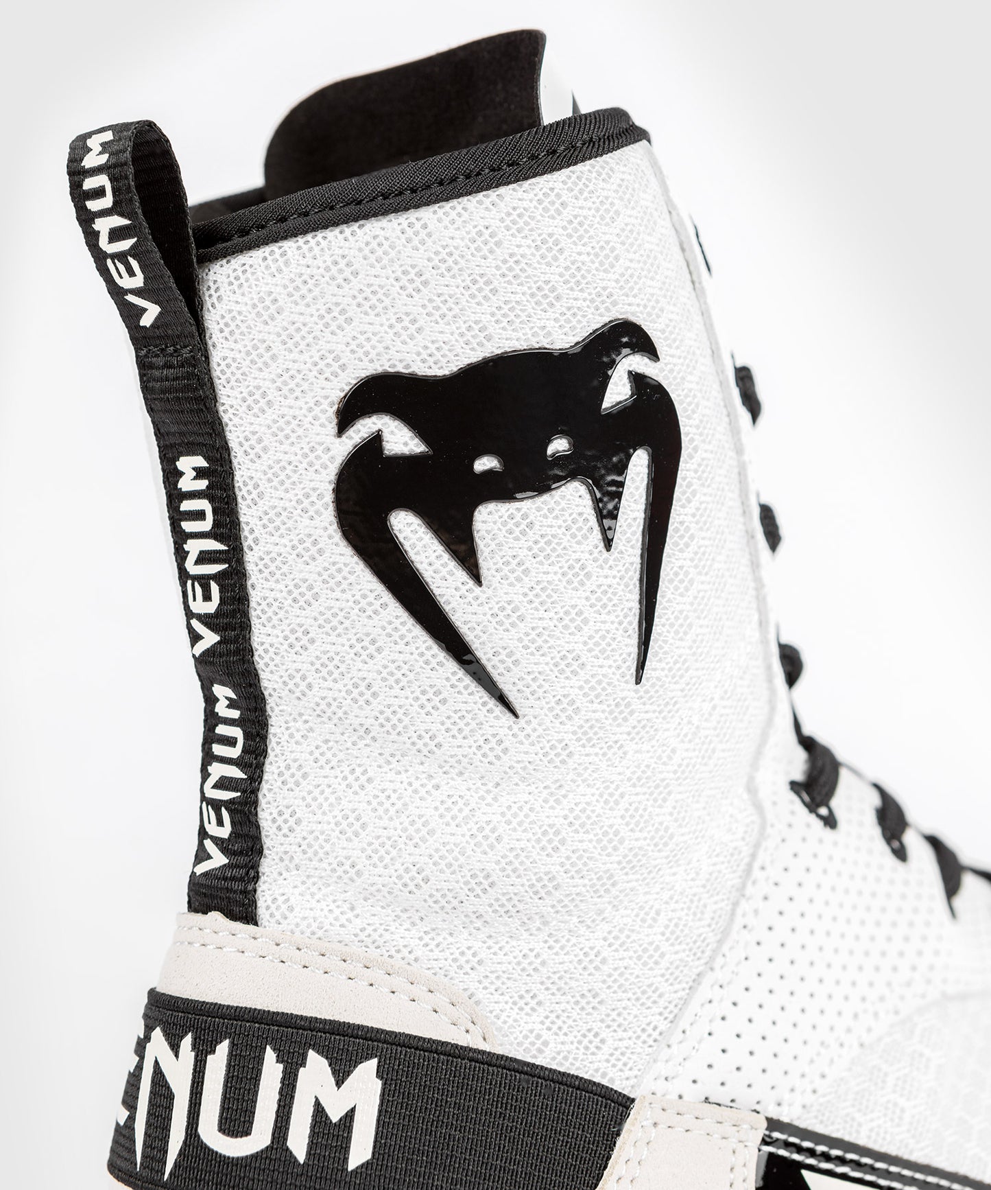 Chaussures De Boxe Venum Elite – Blanc/Noir