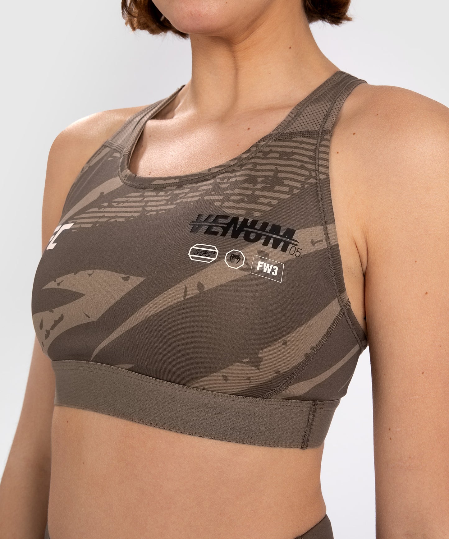 UFC Adrenaline by Venum Fight Week Sujetador Deportivo para Mujer – Desert Camo