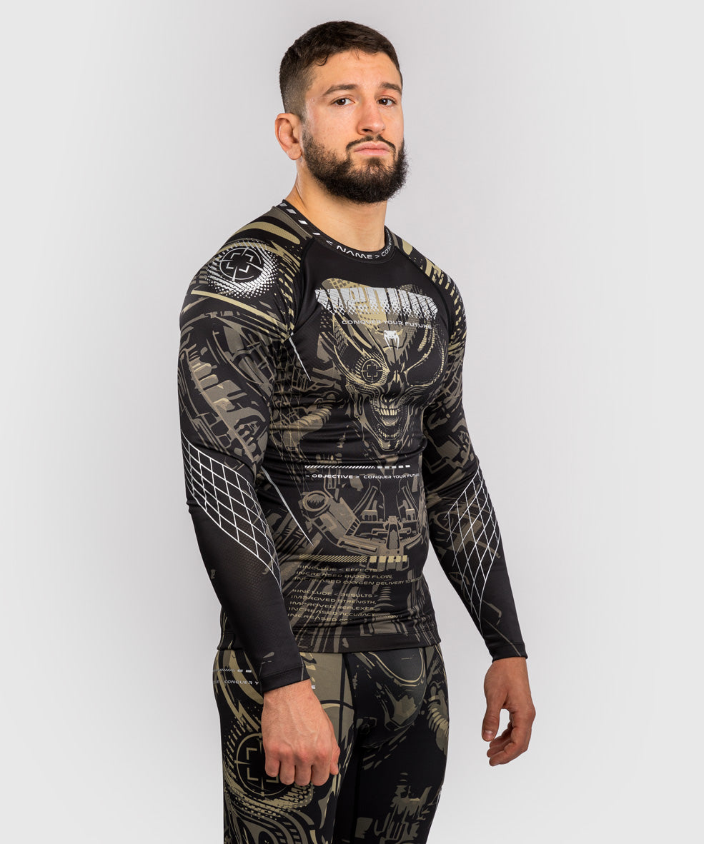 Venum Invader Long Sleeve Rashguard - Black/Sand