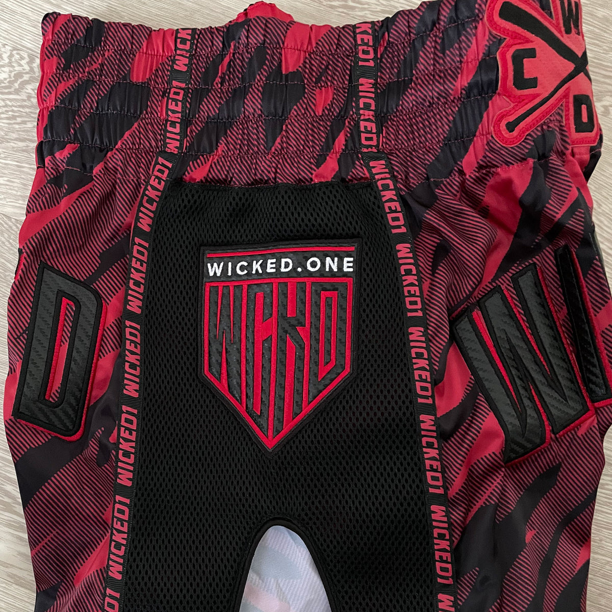 Short de Muay Thai Wicked One Offensive - Rouge