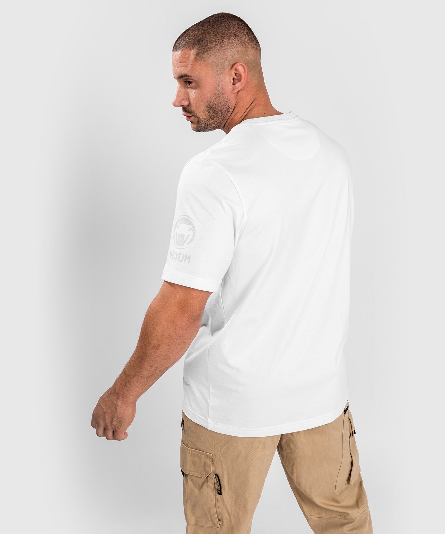 Camiseta Venum Giant Regular Fit - Blanco