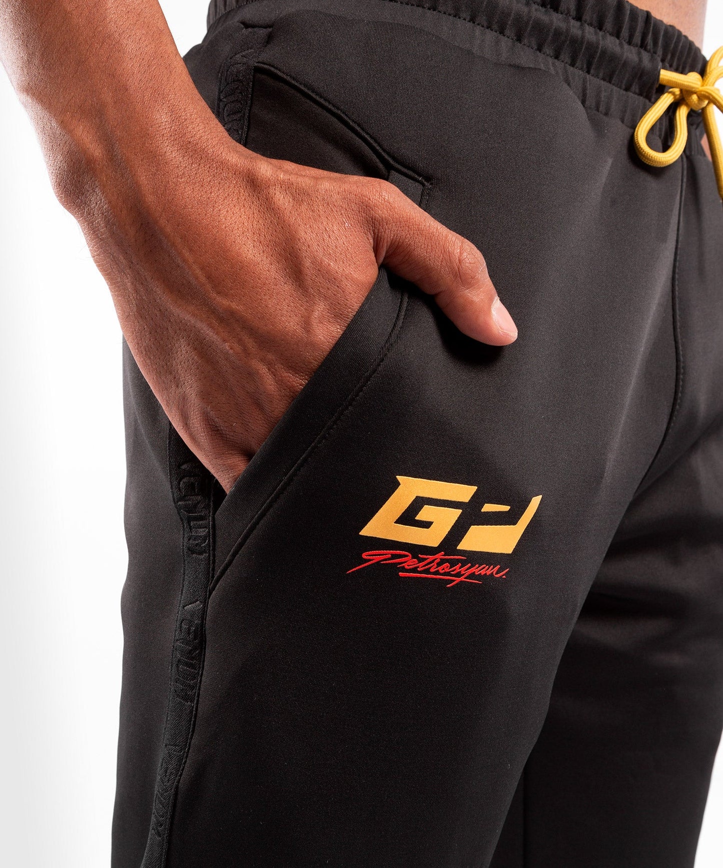 Pantalon de Jogging Venum Petrosyan 2.0 - Noir/Or