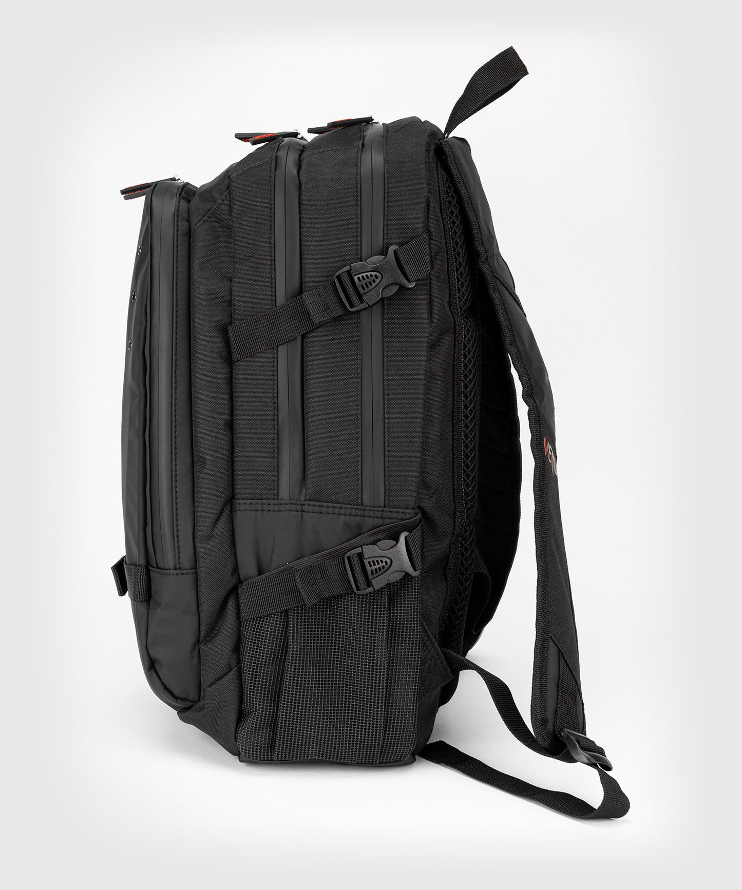 Venum Challenger Pro Evo Rucksack (20-25L) – Schwarz/Rot
