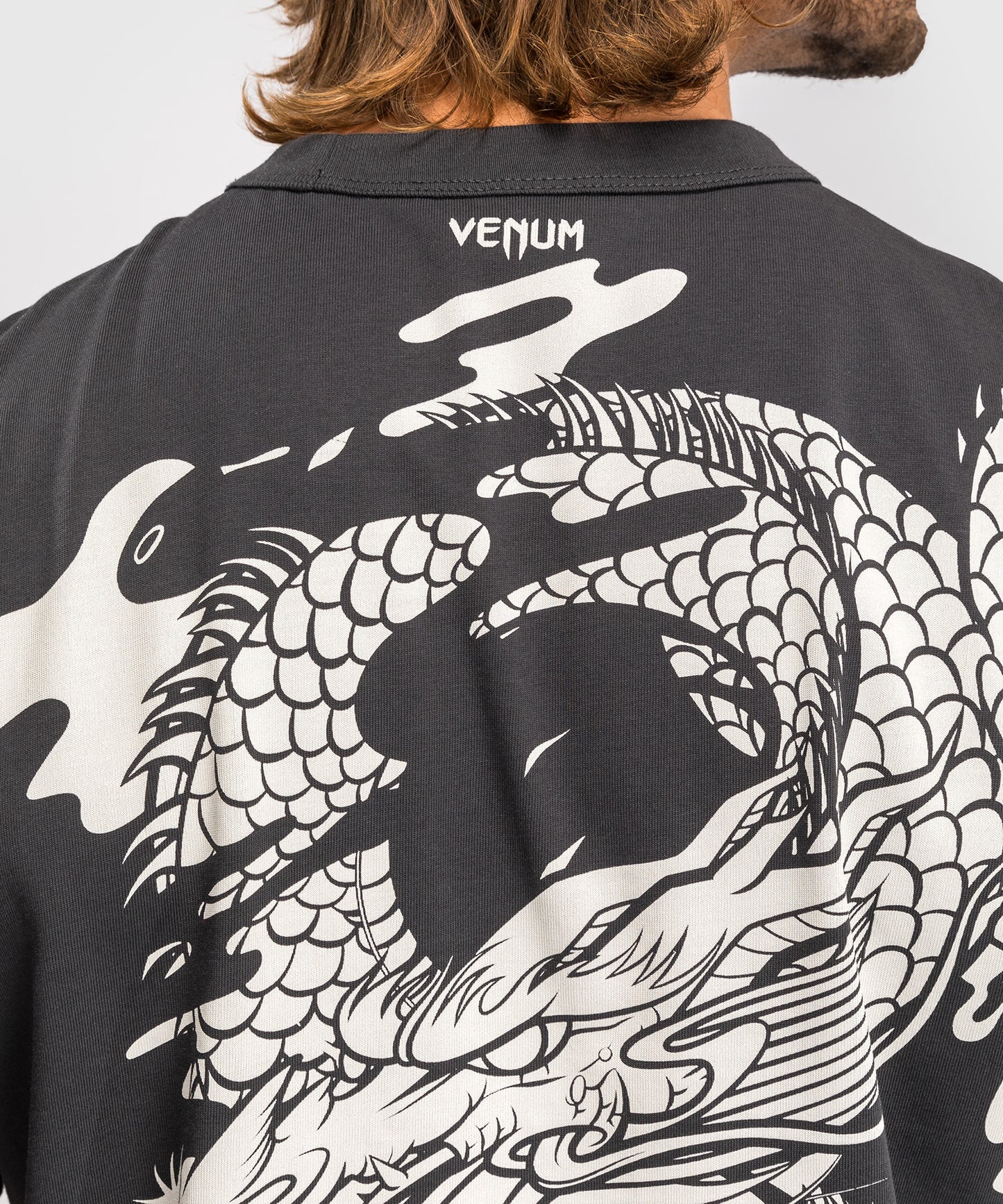 Venum Dragon’s Flight Camiseta para hombre - Gris carbón/Blanco crema
