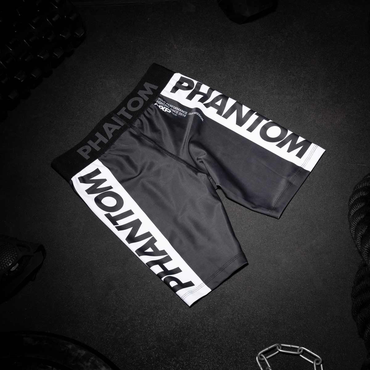 Phantom Athletics Vale Tudo Apex Fightshorts - Schwarz