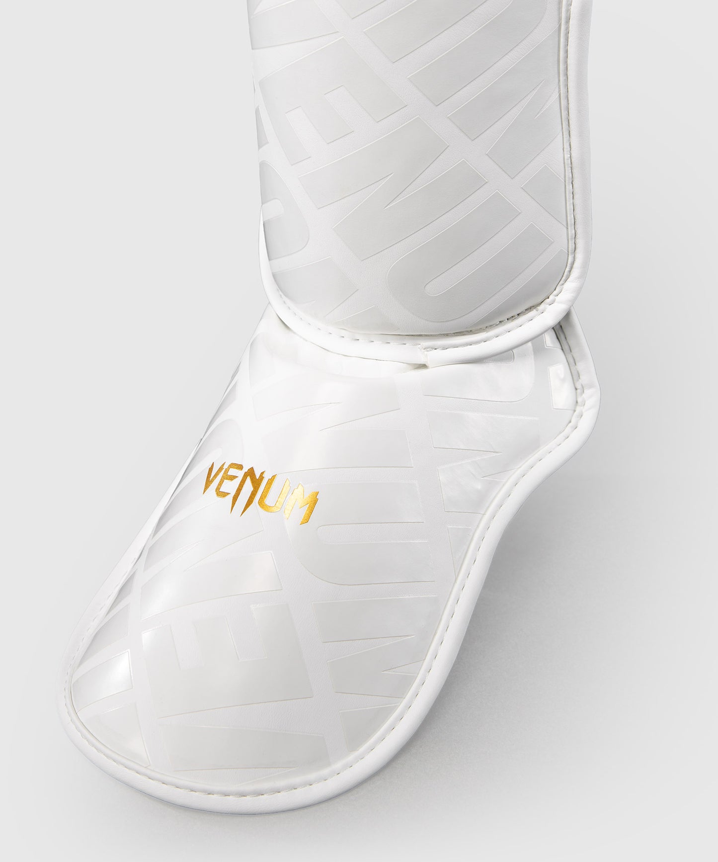 Venum Contender 1.5 XT 3D Shin Guards - White/Gold