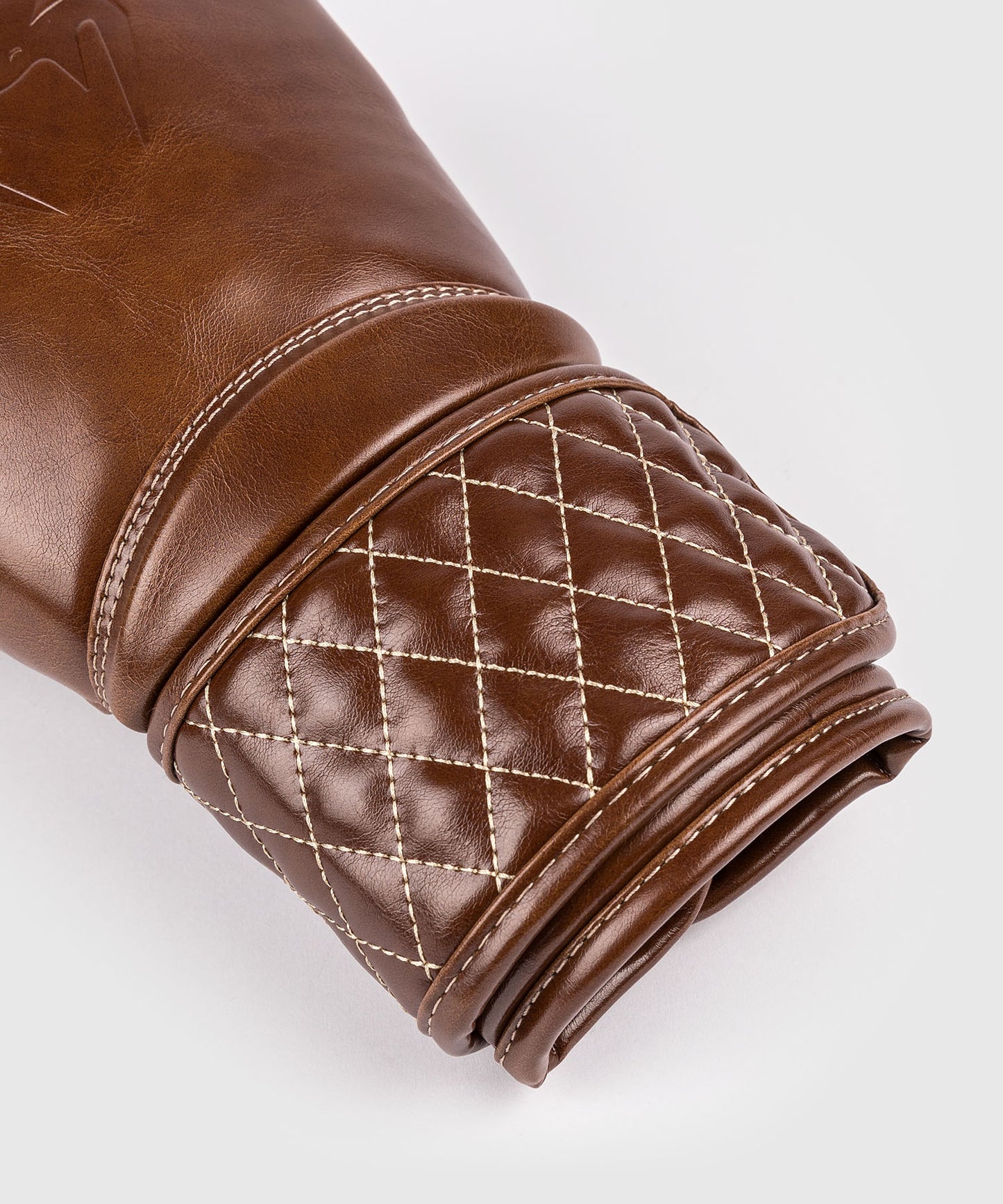 Venum x Rajadamnern Boxing Gloves - Shiny Havana