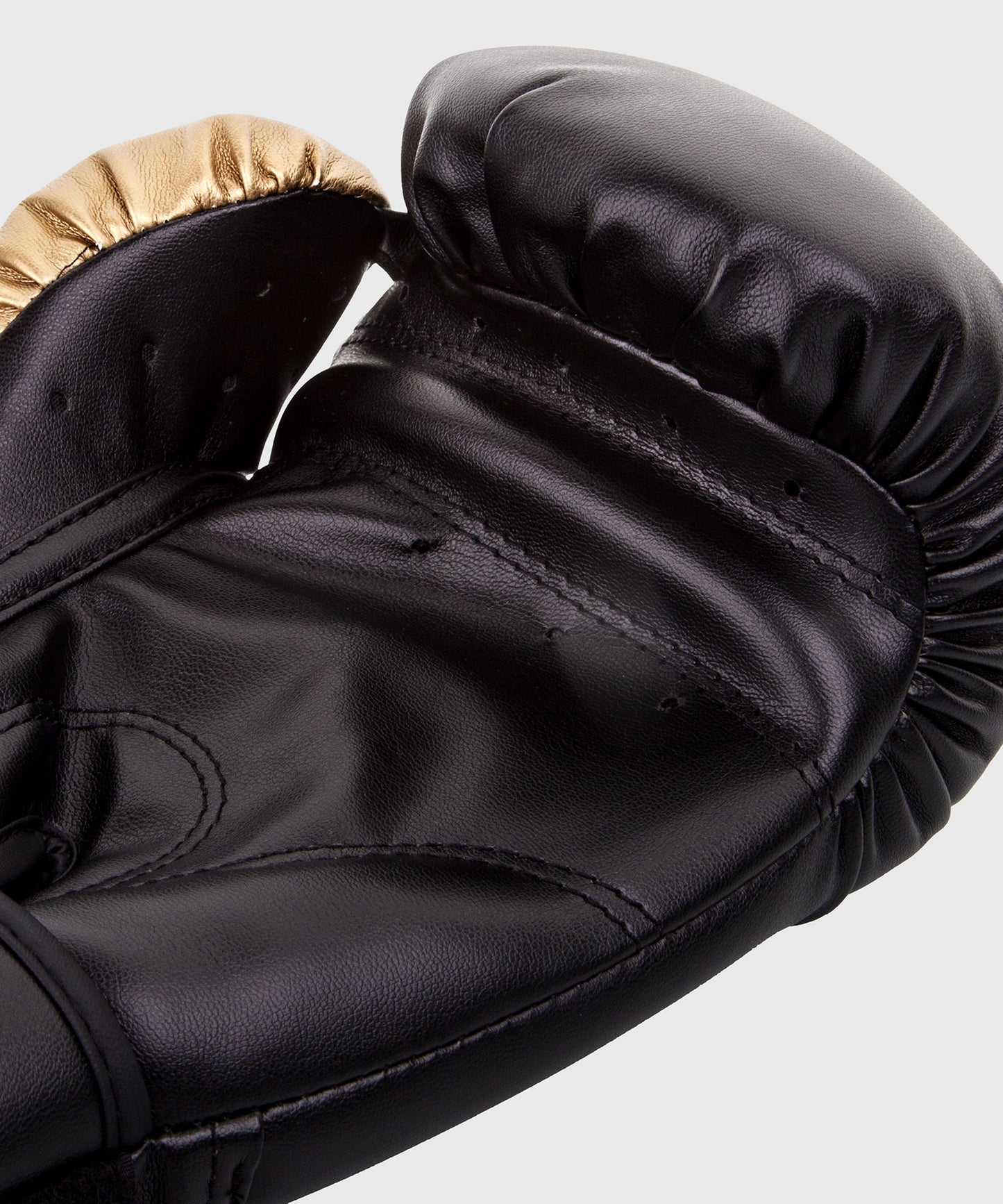 Gants de boxe Venum Contender - Noir/Or