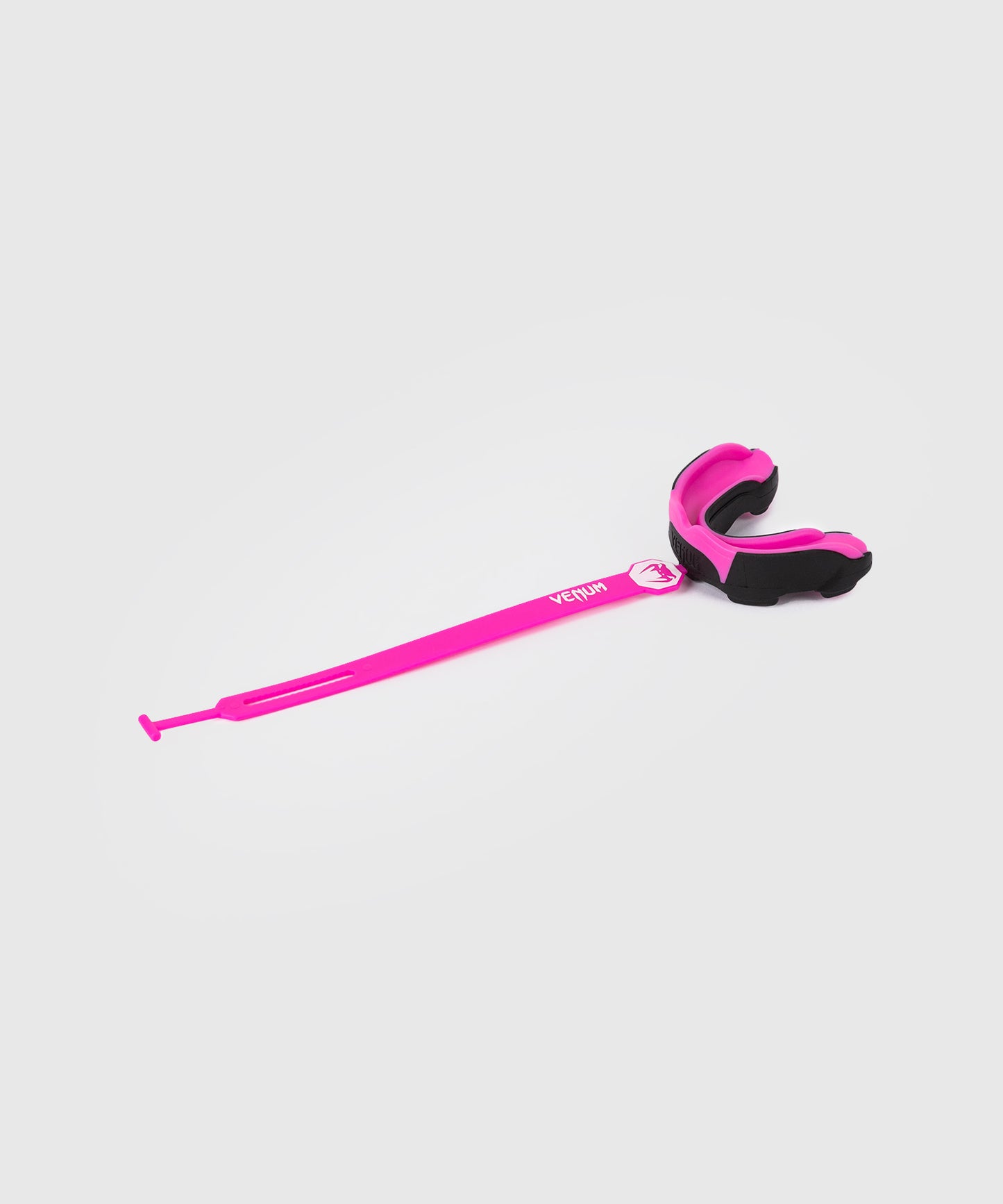 Venum Predator Protector Bucal Correa/Sin Correa – Negro/Rosa