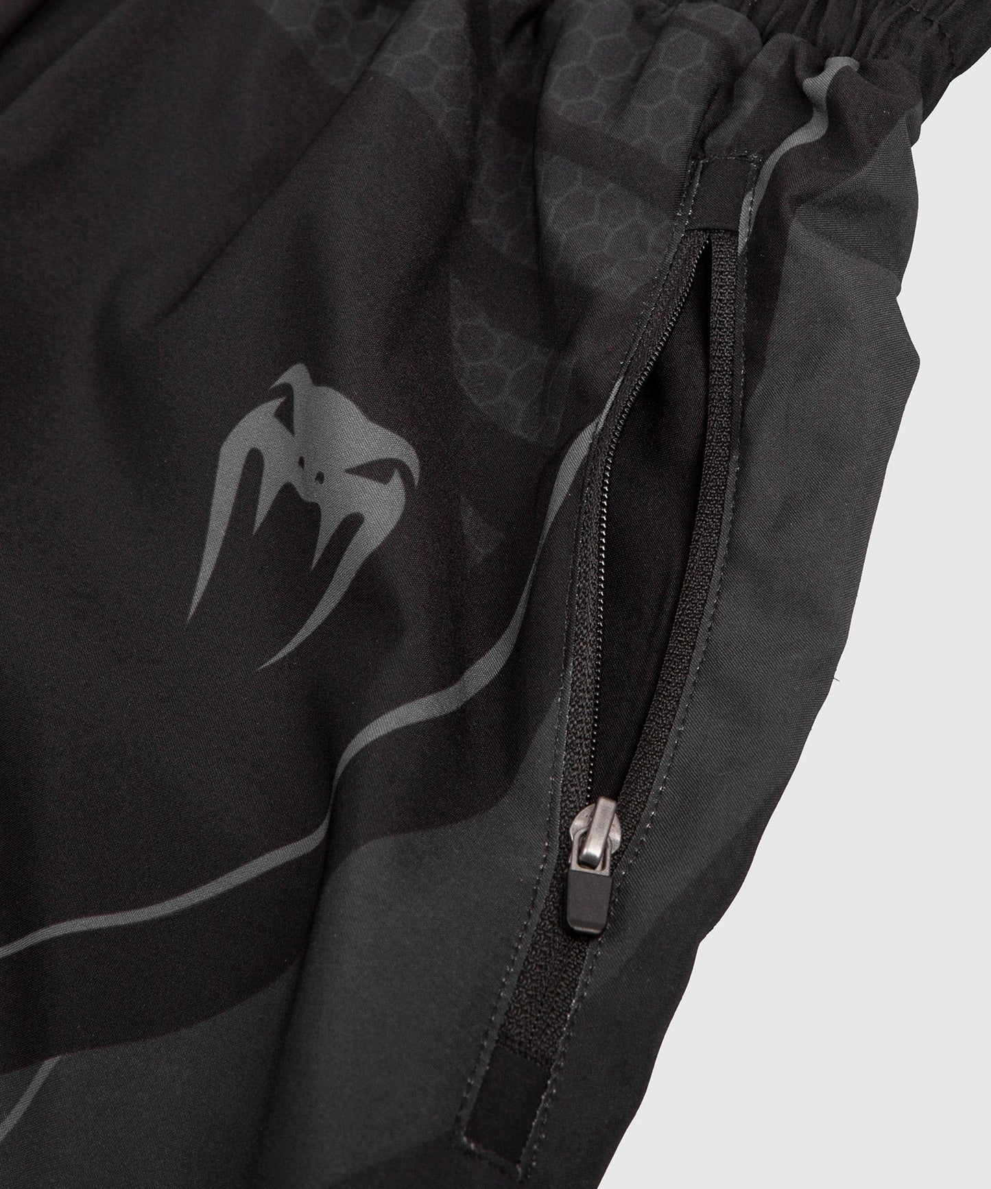 Venum Technical 2.0 sports shorts - Black/Black