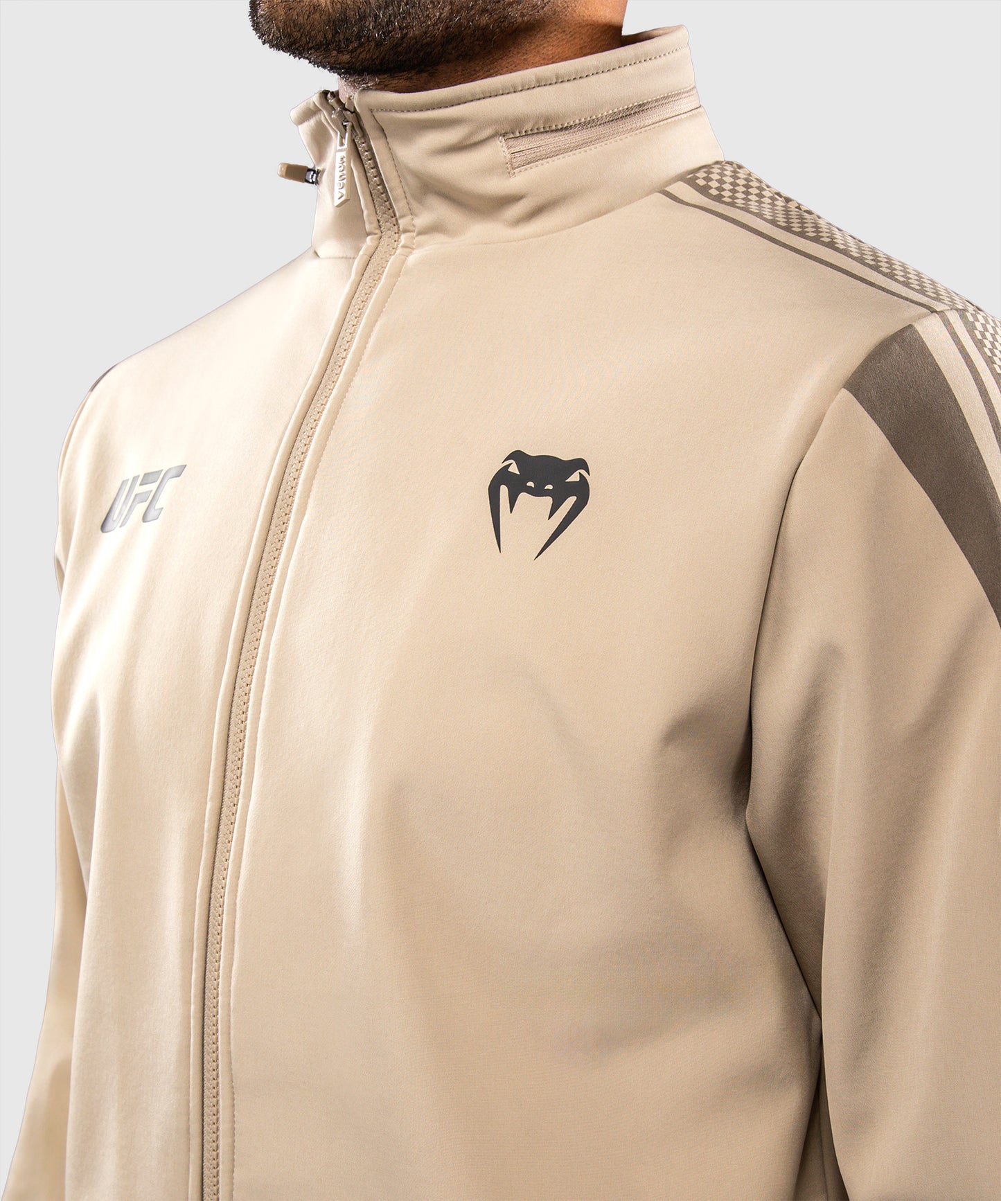 Venum UFC Unity by Venum Authentic Fight Week Felpa con Cappuccio e Zip da Uomo - Sabbia