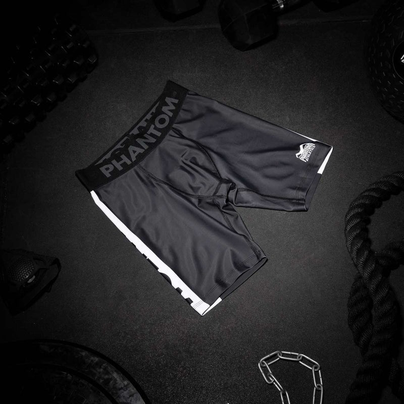 Phantom Athletics Vale Tudo Apex Fightshorts - Schwarz
