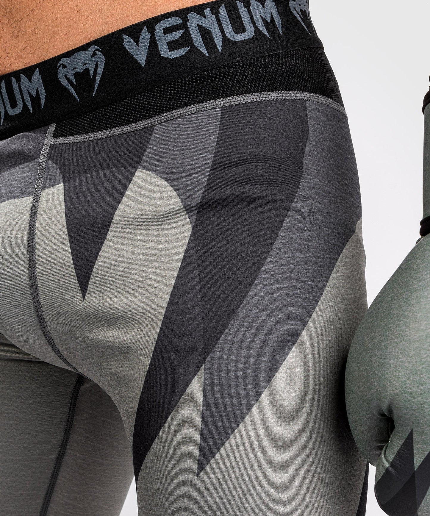 Venum Stone Compression Short - Mineral Green
