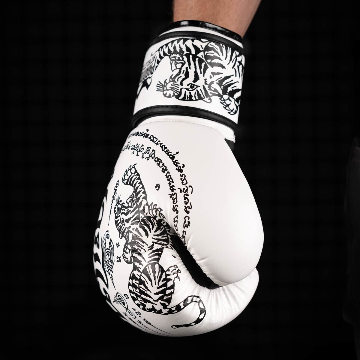 Phantom Athletics Muay Thai Guantoni da Boxe – Bianco