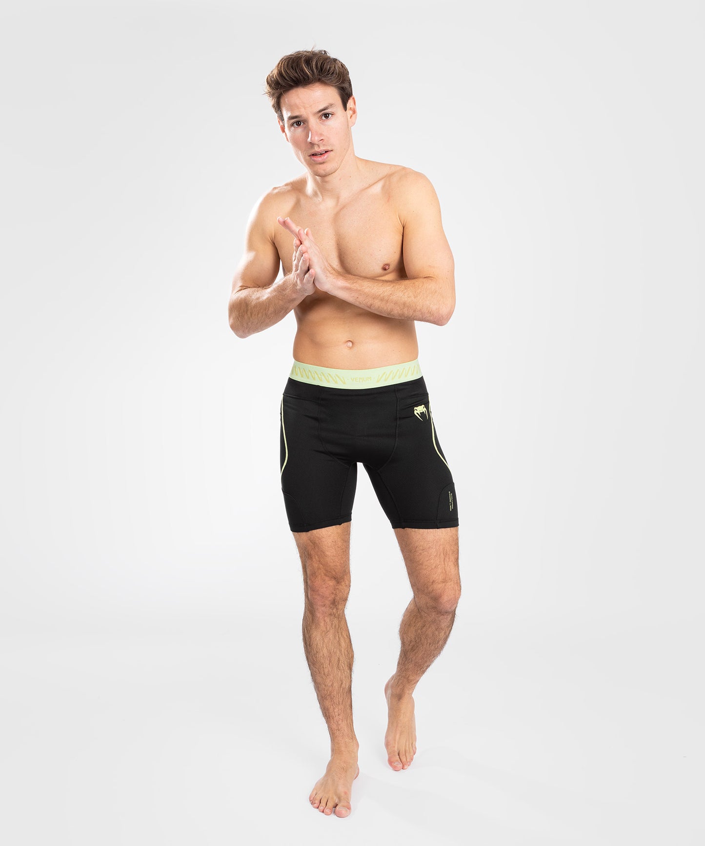 Short de compression pour Hommes Venum Fusion 2.0 - Noir/Jaune