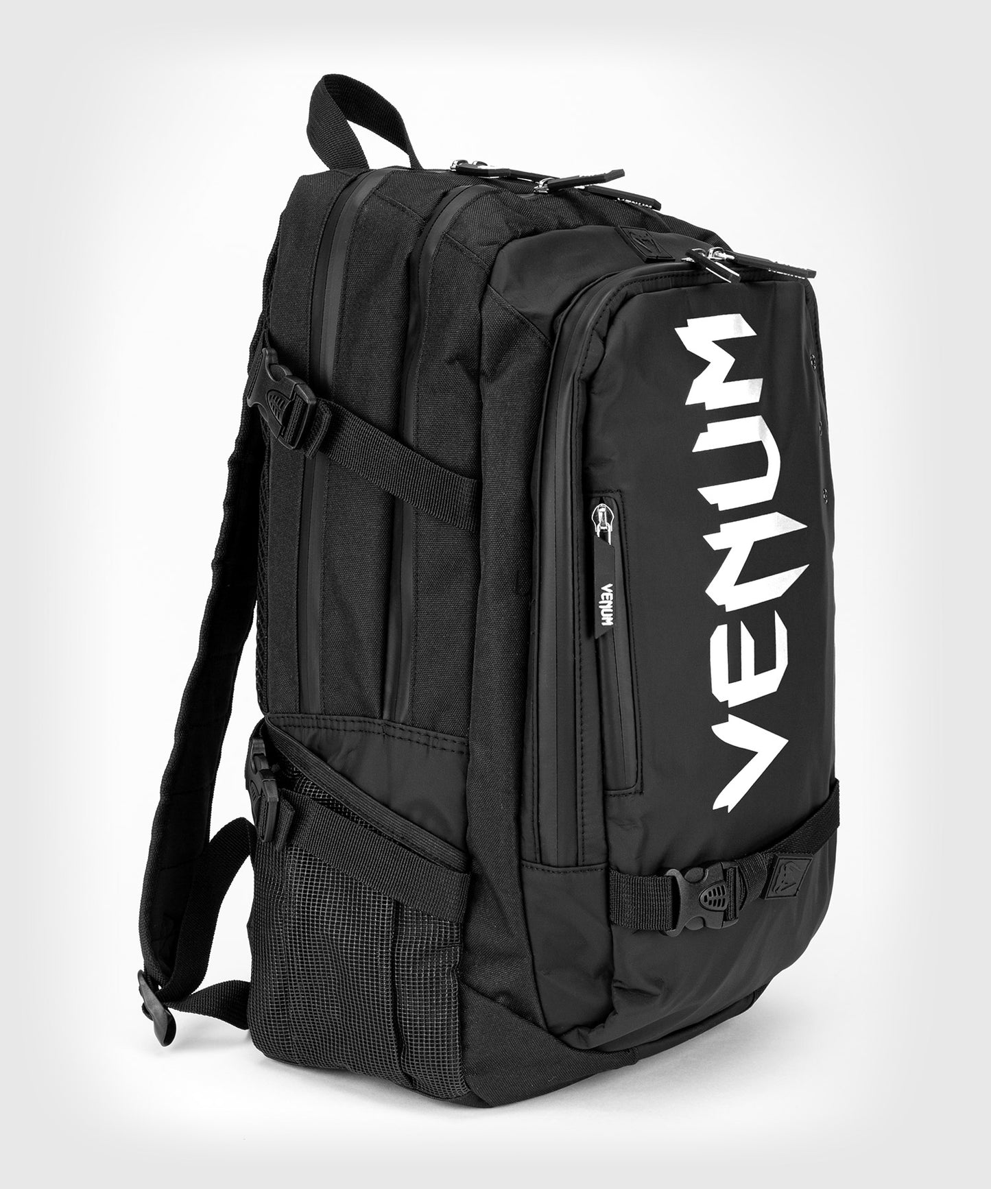 Sac à Dos Venum Challenger Pro Evo (20-25L) – Noir/Blanc