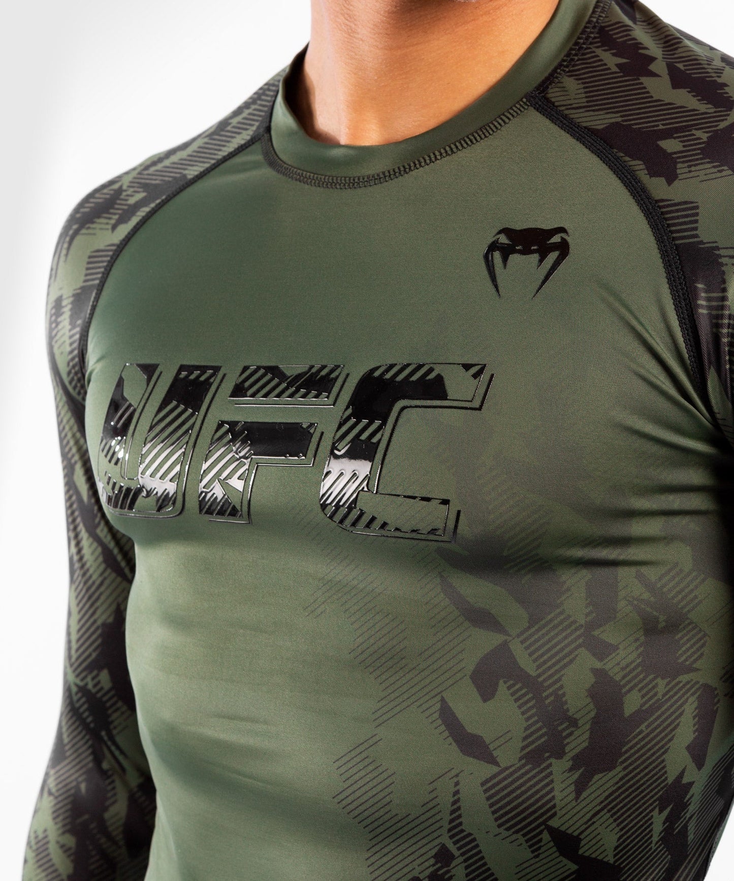 UFC Men's Long Sleeve Compression T-Shirt Venum Authentic Fight Week - Khaki