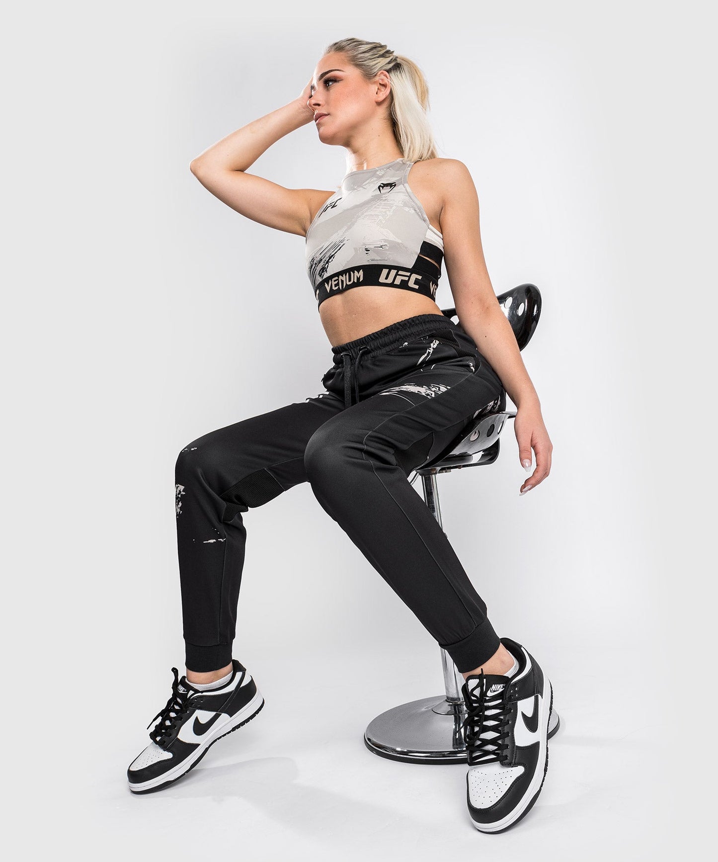 Venum Authentic Fight Week 2.0 Women's UFC Jogging Pants - Black/Sand
