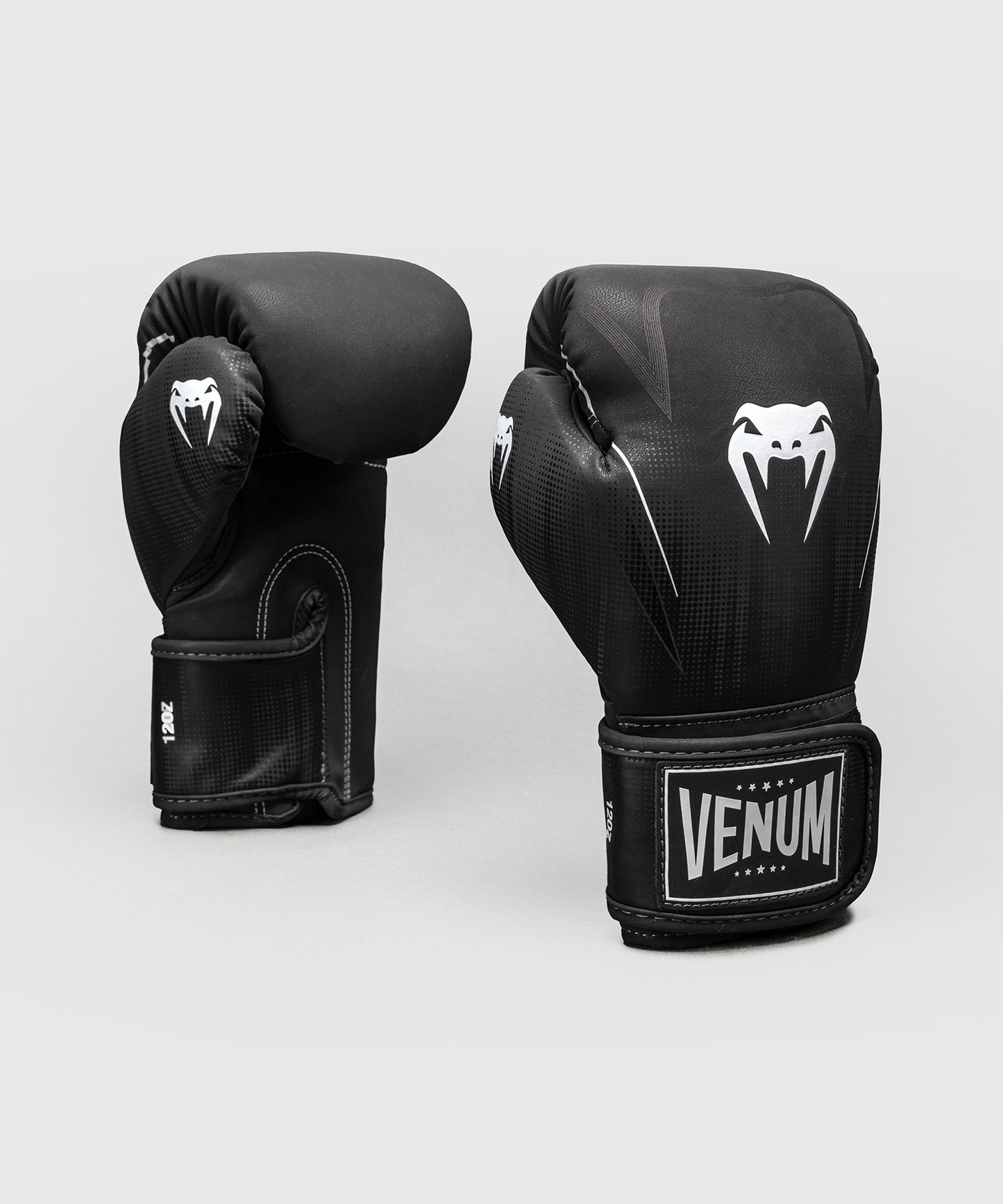 Venum Stealth Guantes de Boxeo – Negro/Blanco