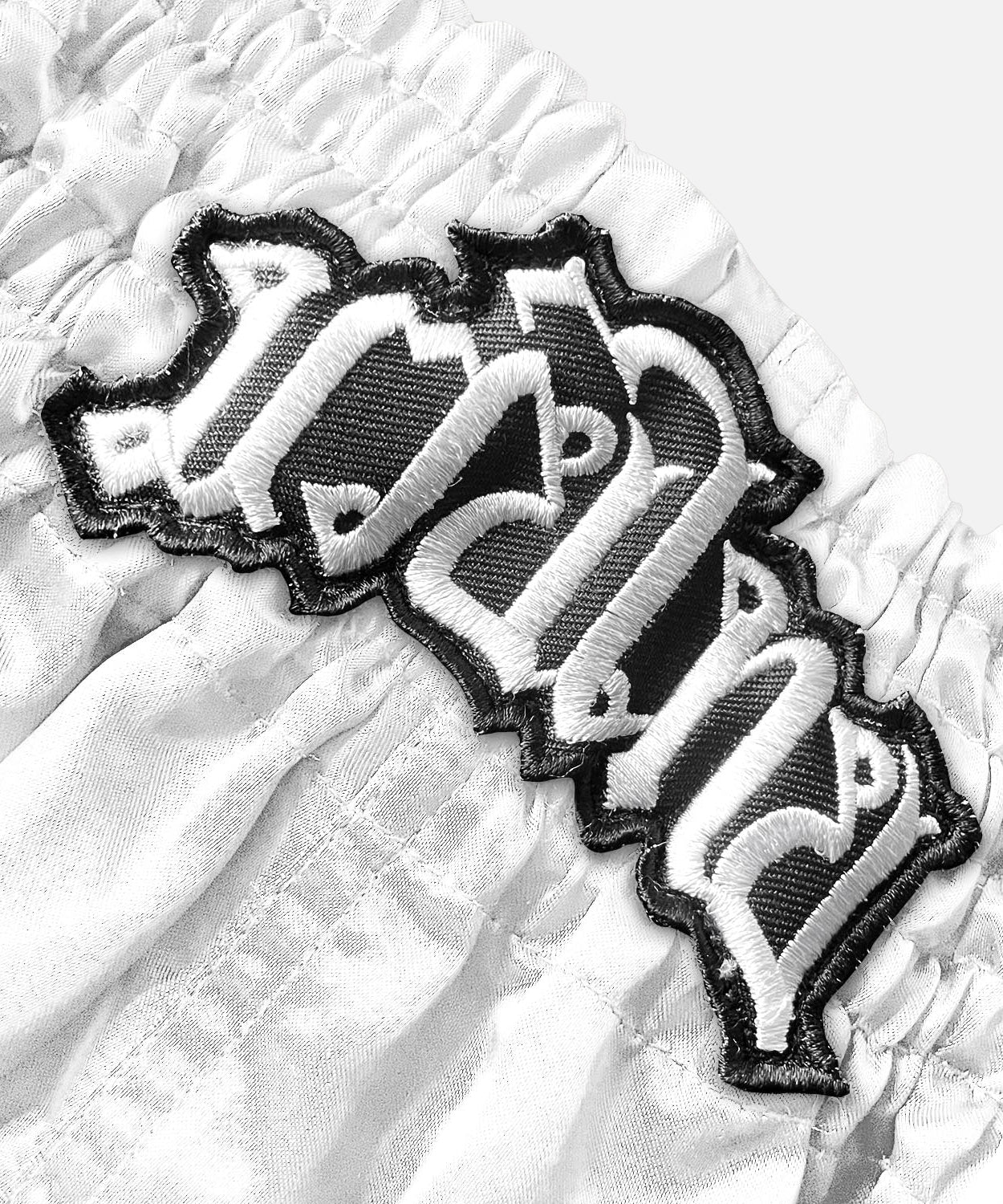 8 Weapons Mongkol Pantalones de Muay Thai - Blanco