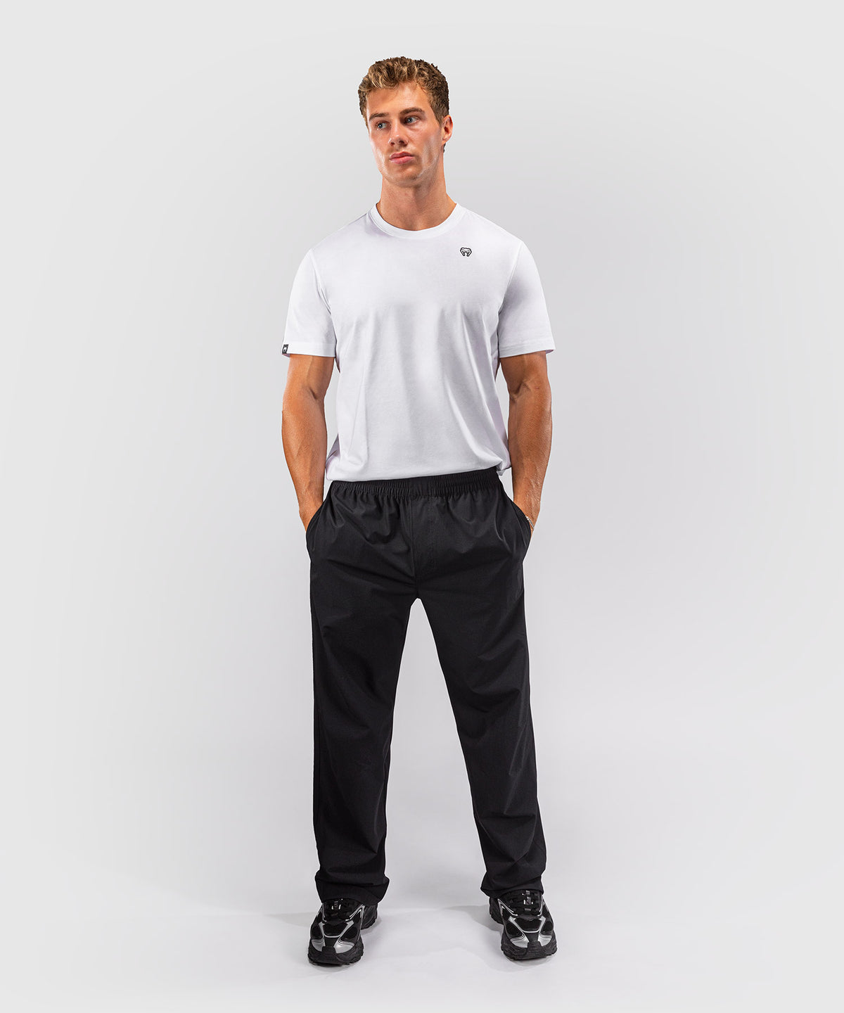 Venum Essential Woven Straight Pantaloni dritti - Nero