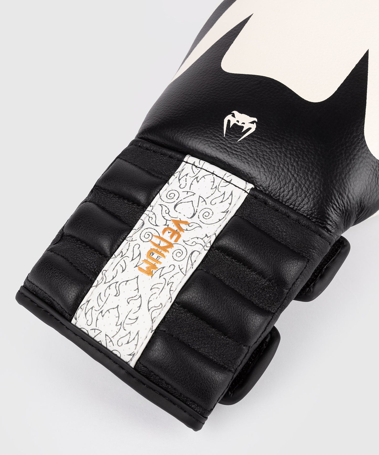 Gants de Boxe Venum Reverso - Blanc Neige/Noir