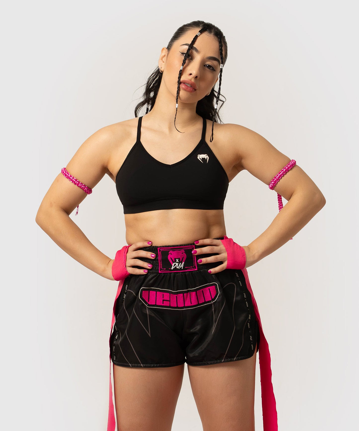 Venum x Dua Muay Thai Pantalones Cortos - Negro/Rosa Fucsia
