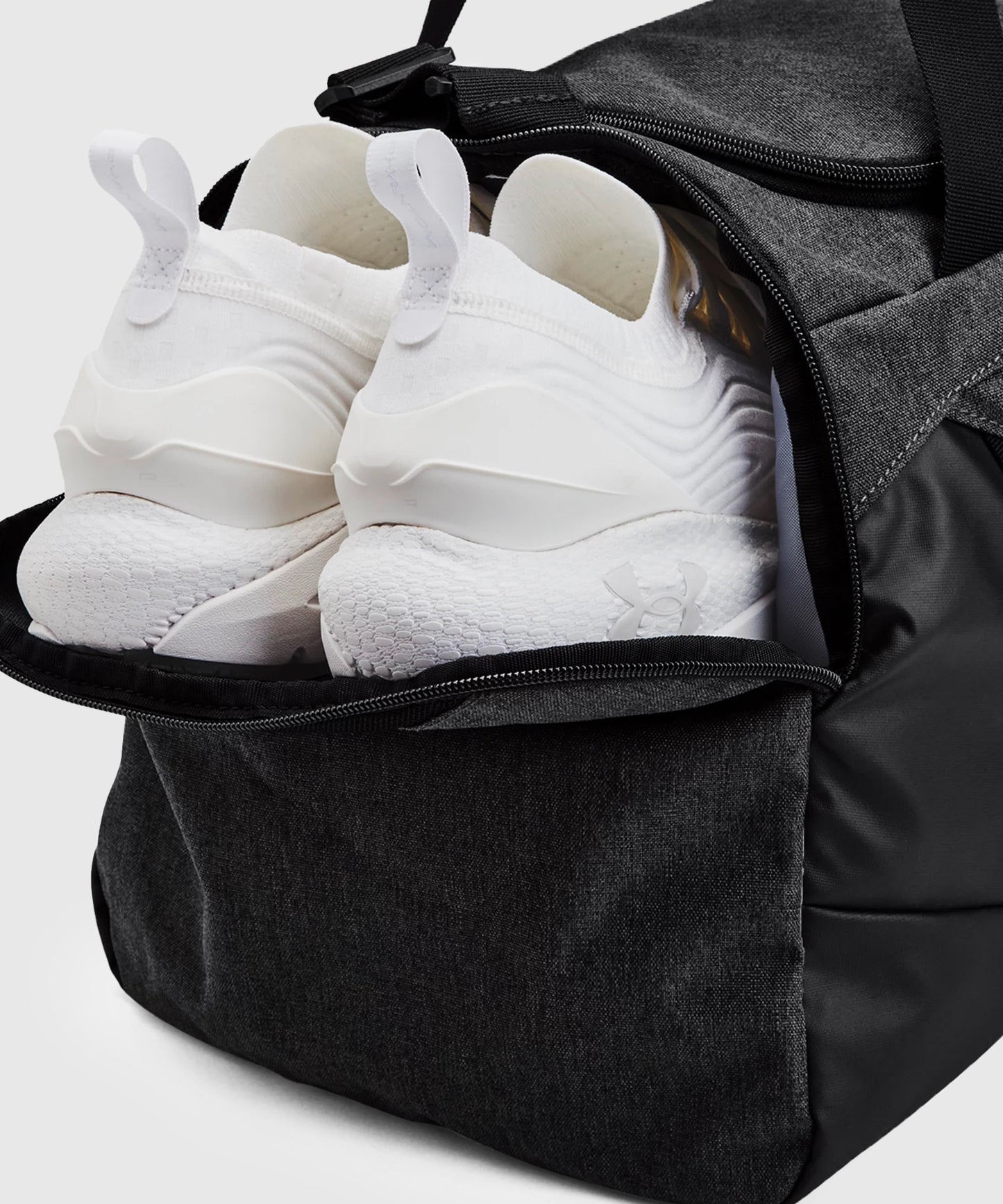 Under Armour UA Undeniable 5.0 Bolsa de Deporte – Negro/Dorado