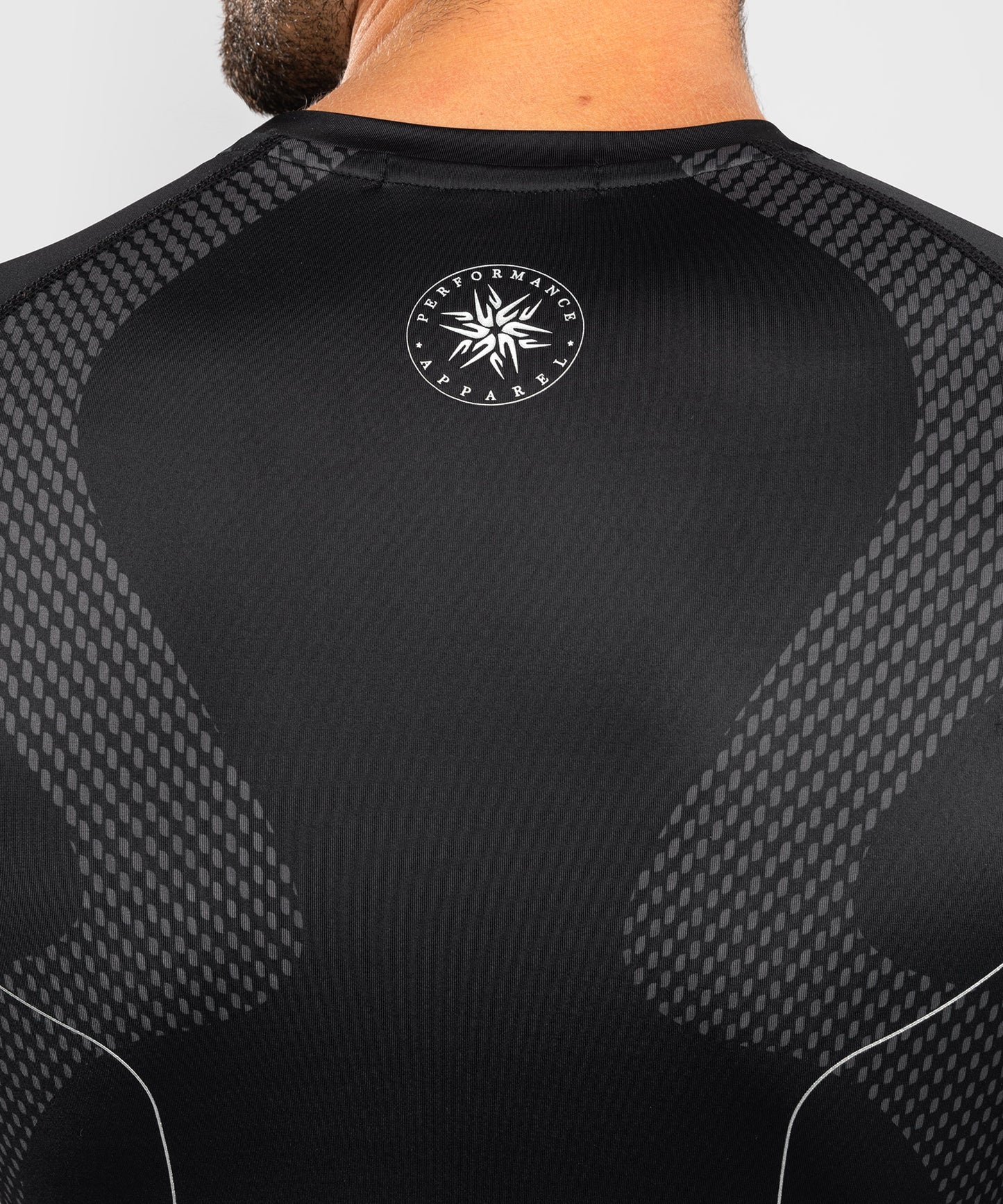 Venum Nexus Langarm Rashguard – Schwarz/Silber